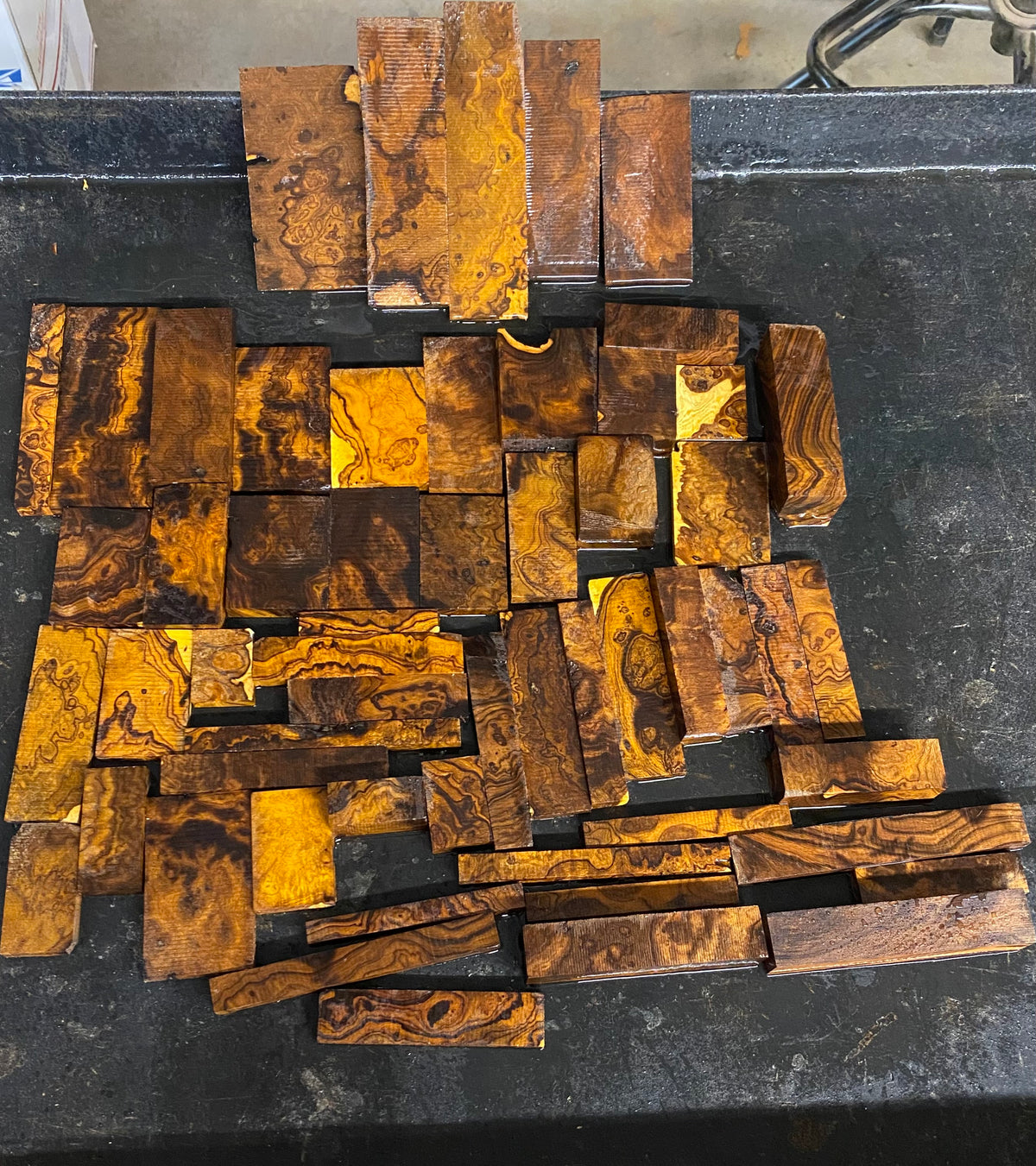 BARGAIN BOX111 - 57 blocks