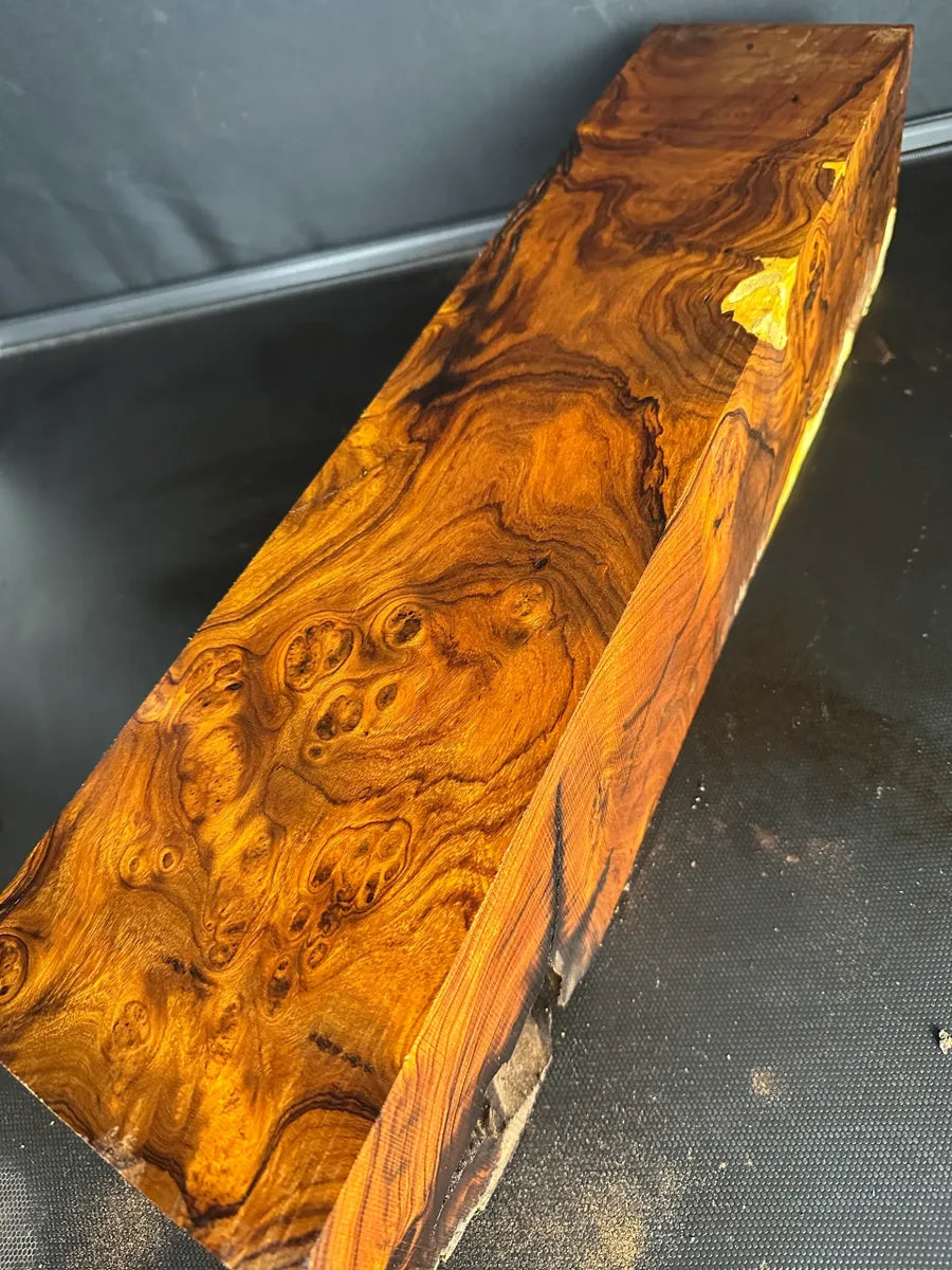 IWRAW102- 24 x 5.8 x 5.25”