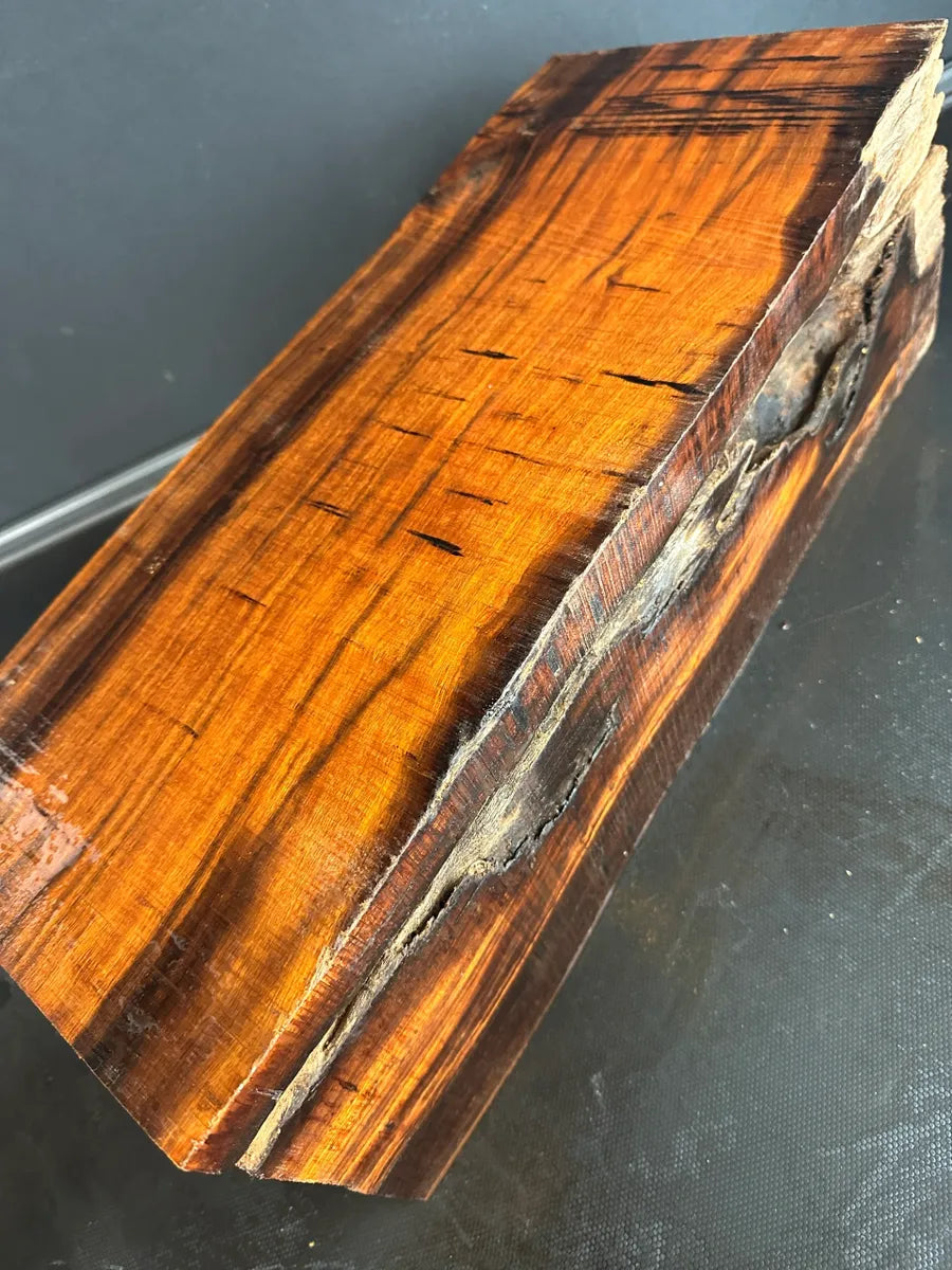 IWRAW109 - 20.5 x 8.5 x 7.25”