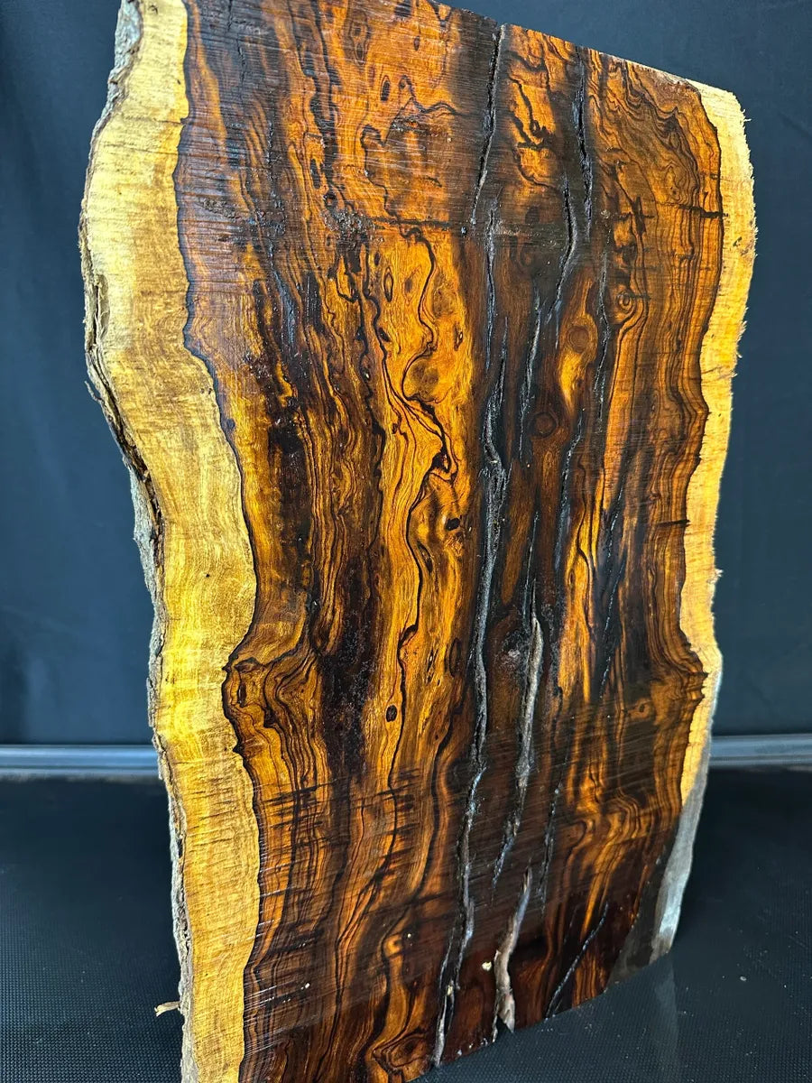 IWRAW111 - 19 x 11 x 2.2”