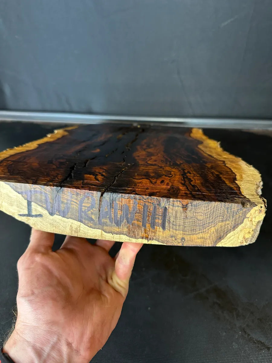 IWRAW111 - 19 x 11 x 2.2”