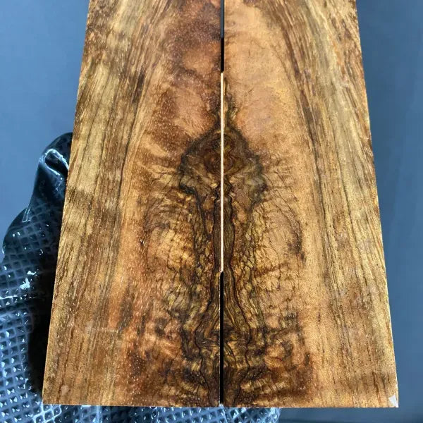 HCMS117 - 5.63 x 1.83 x .38”