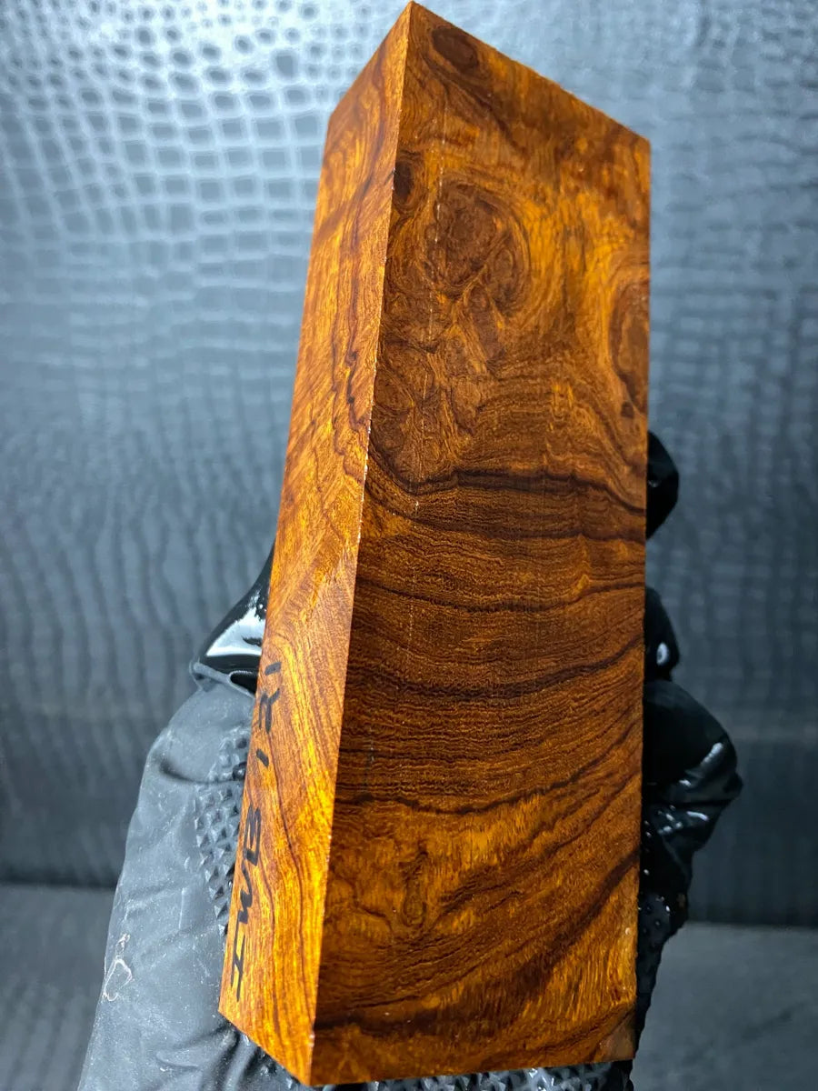 IWB121 - 5.7 x 1.85 x 1.17”