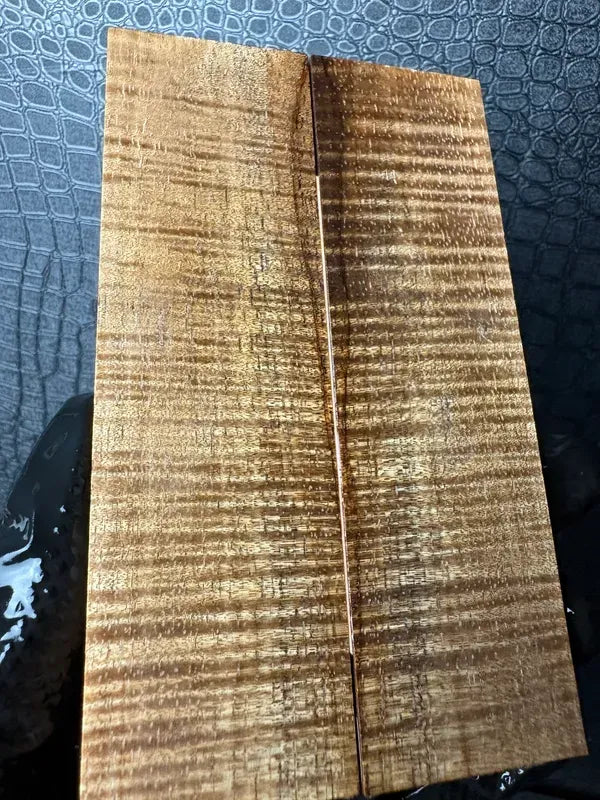 KOS142 - 5.25 x 1.6 x .4”