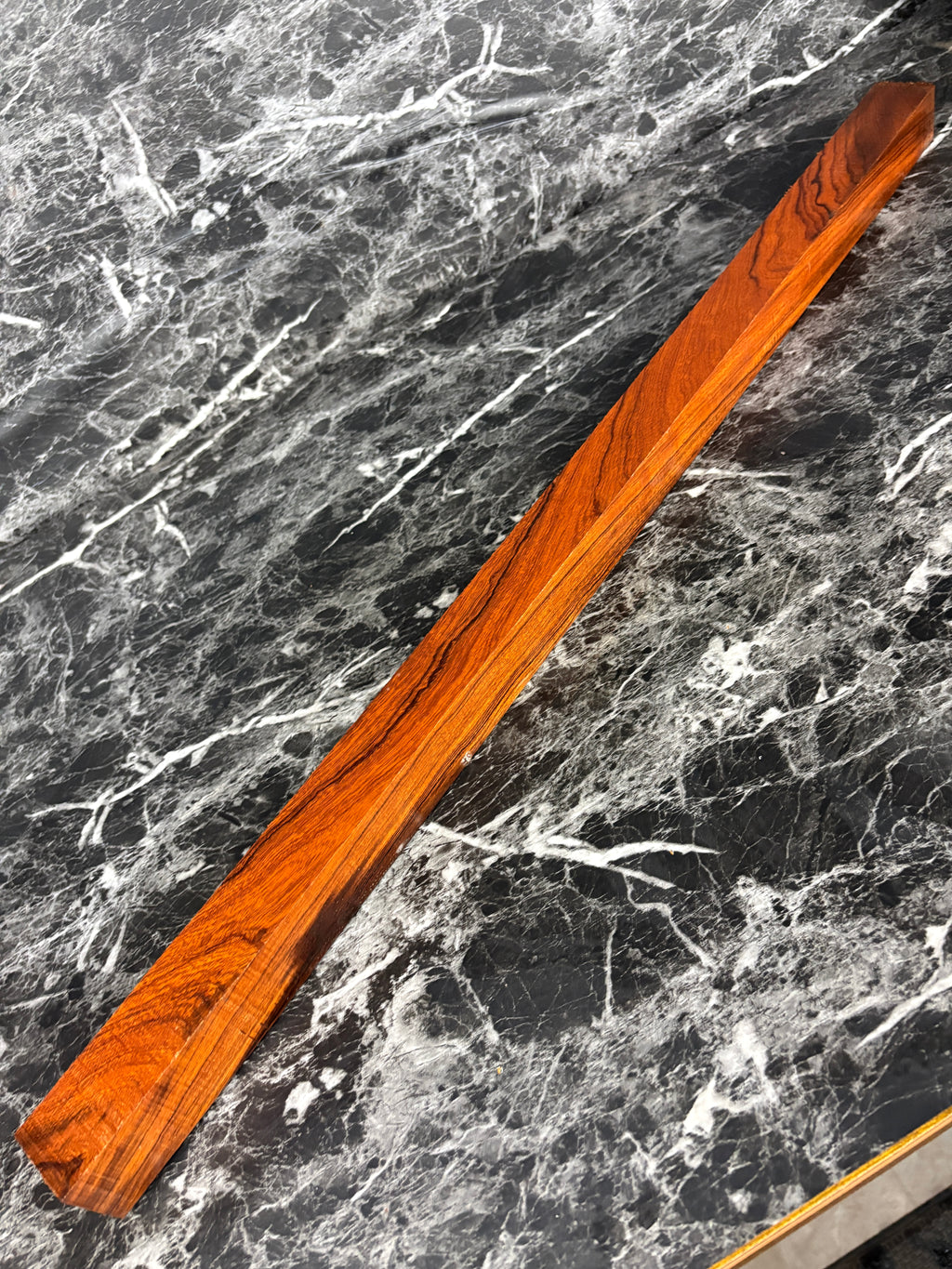 Mastergrade Instrument Quality Turning Pool Cue Desert Ironwood IWBF506 - 30 x 1.5 x 1.6-1.43”