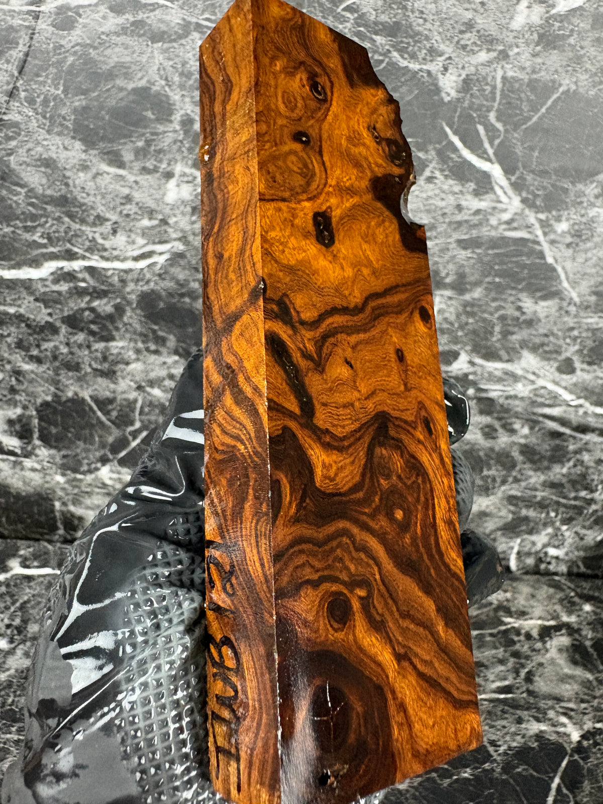 IWB121 - 6.7 x 2.1 x 1”