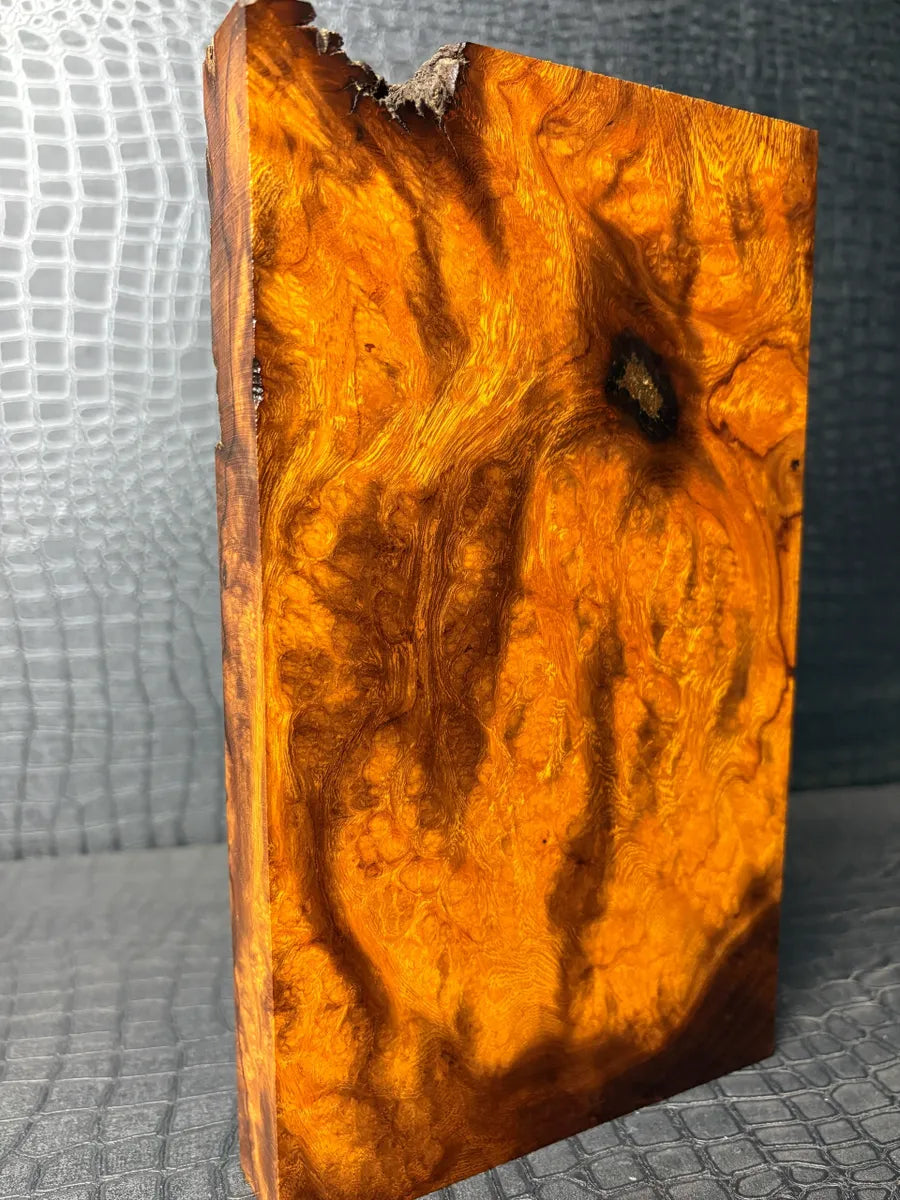 IWB407 - 9.8 x 5.75 x 1.16”