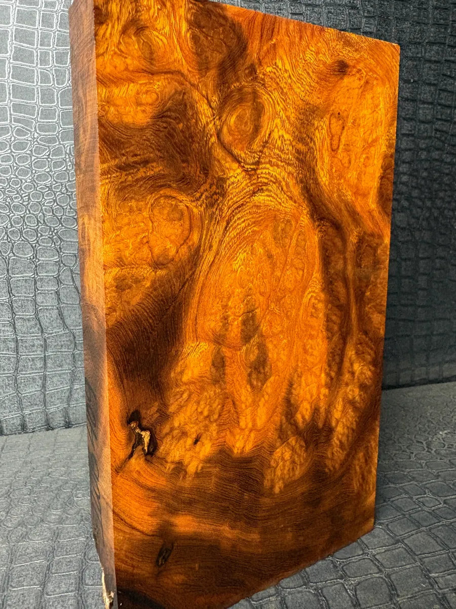 IWB409 - 8.35 x 4.75 x 1.12”