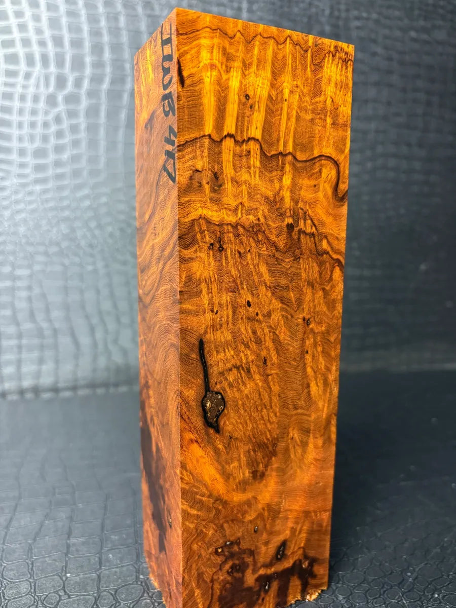 IWB417 - 8.8 x 2.7 x 2.1”