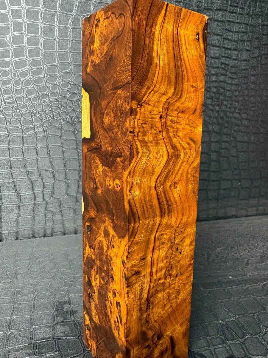 IWB427 - 7.3 x 1.75 x 1.8”