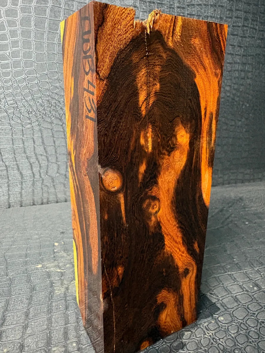 IWB431 - 8.2 x 3 x 2”