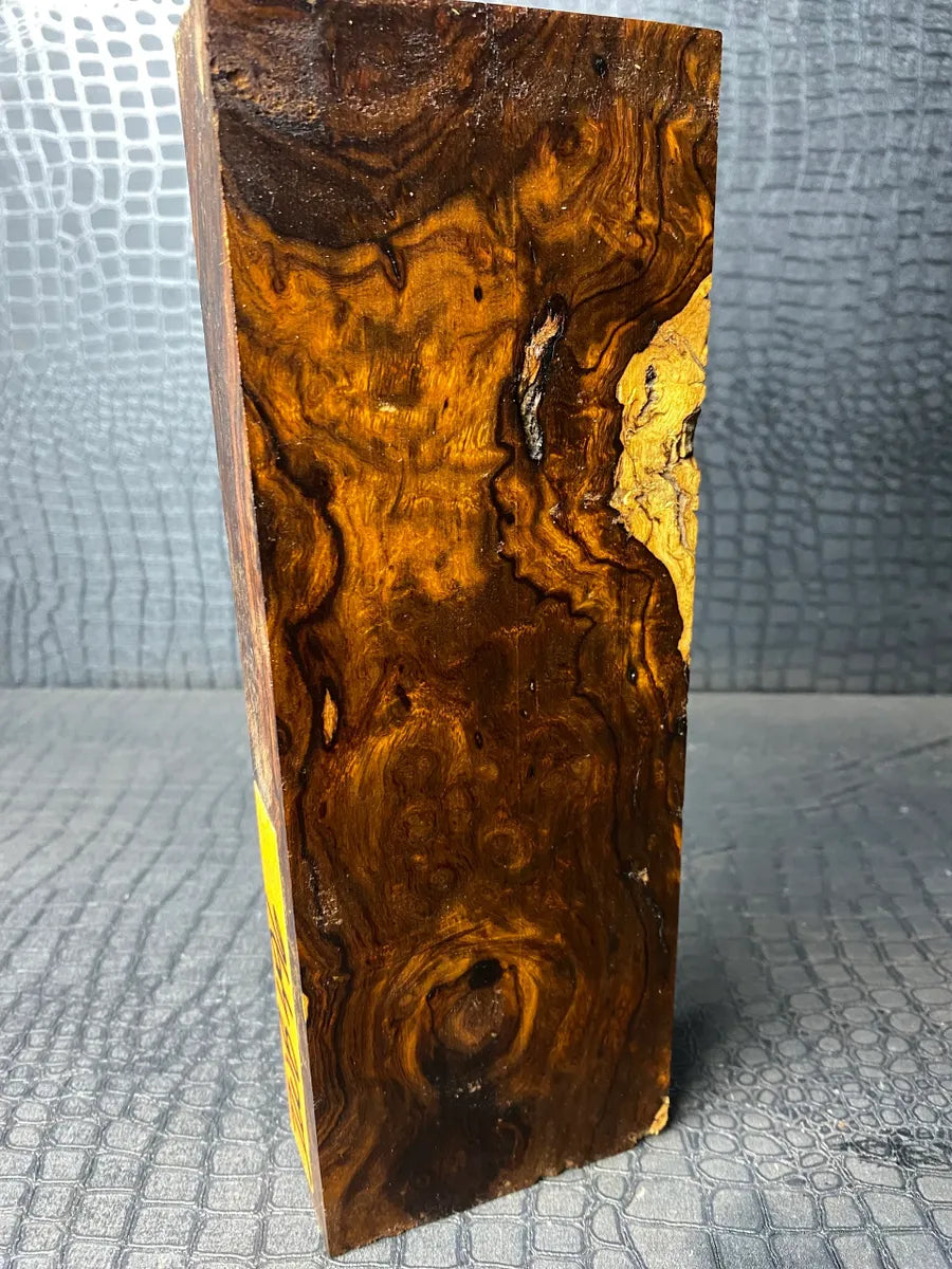 IWB496 - 10.4 x 3.7 x 1.5”