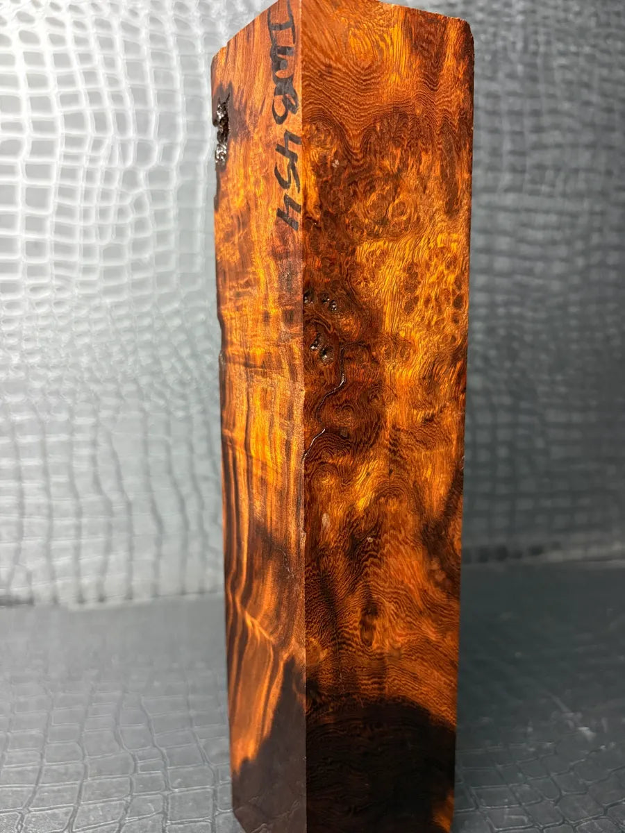 IWB498 - 9.95 x 2.1 x 2.15”