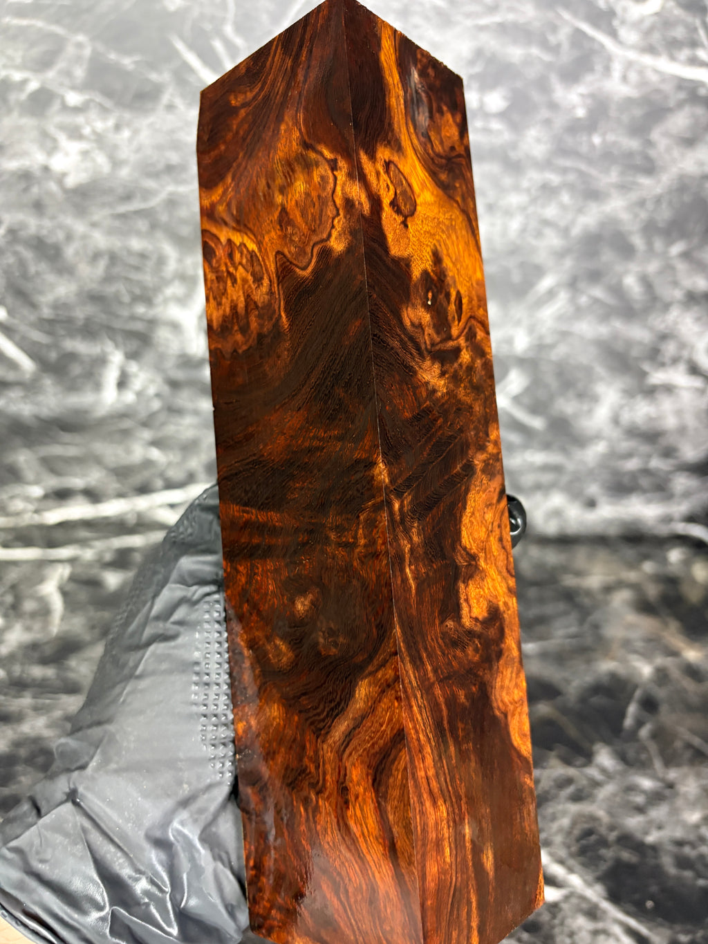 IWB443 - 8.35 x 2.1 x 1.95”