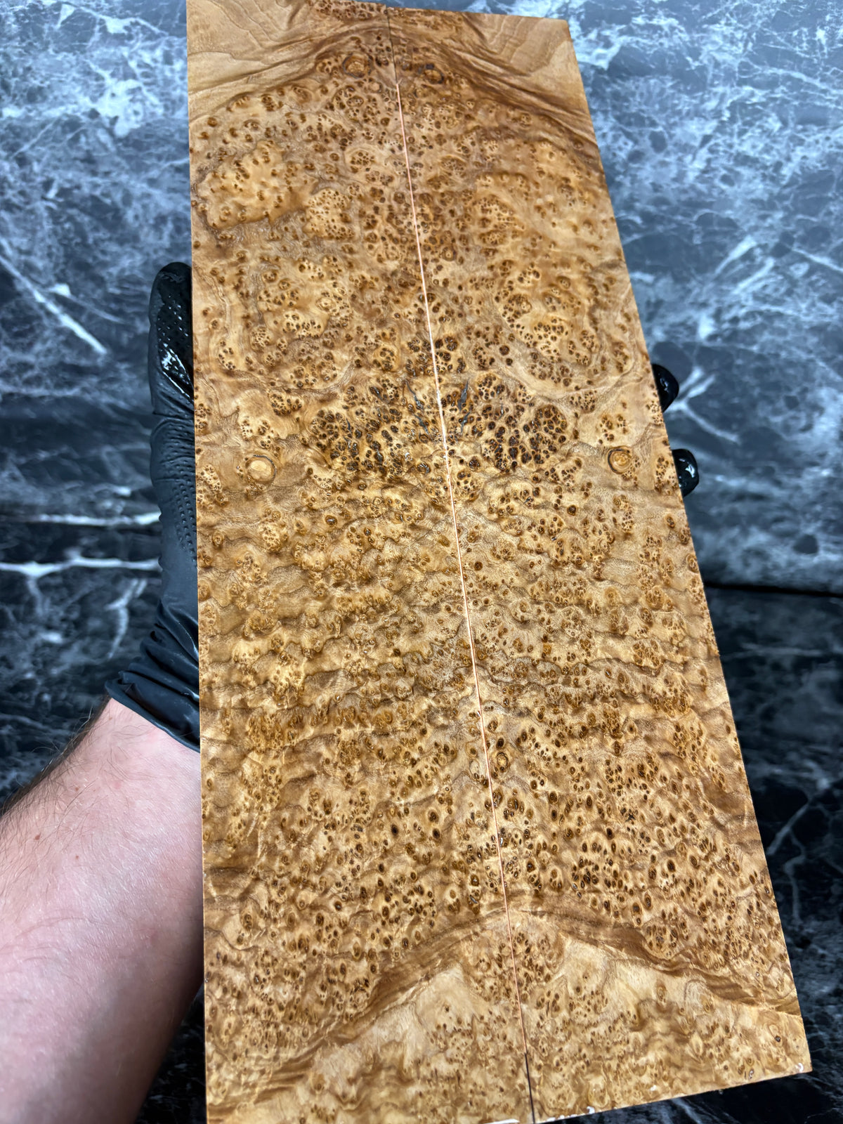 BAS407 - 15.1 x 3 x .4”