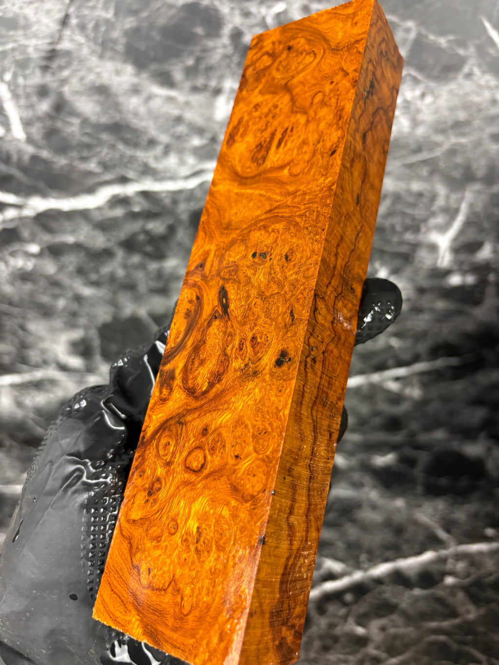 IWB419 - 8.1 x 1.95 x 1.2”