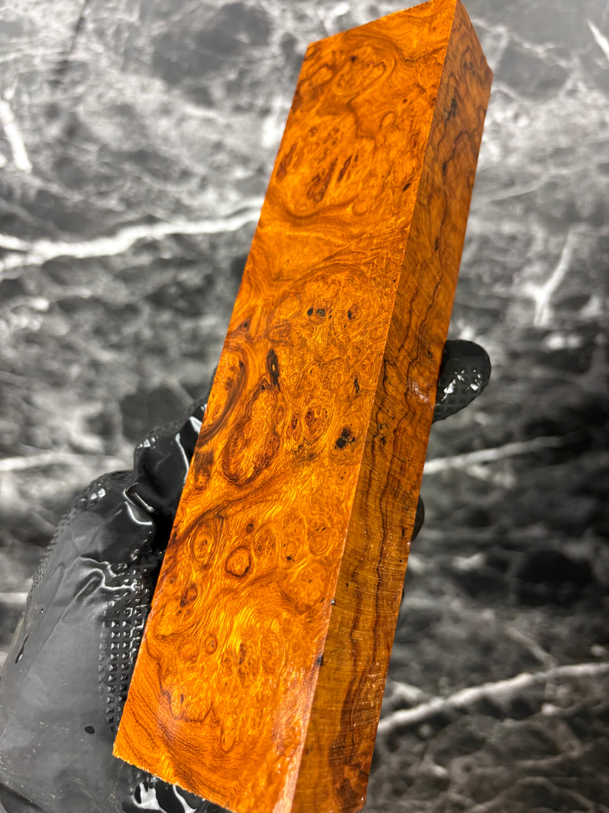 IWB419 - 8.1 x 1.95 x 1.2”