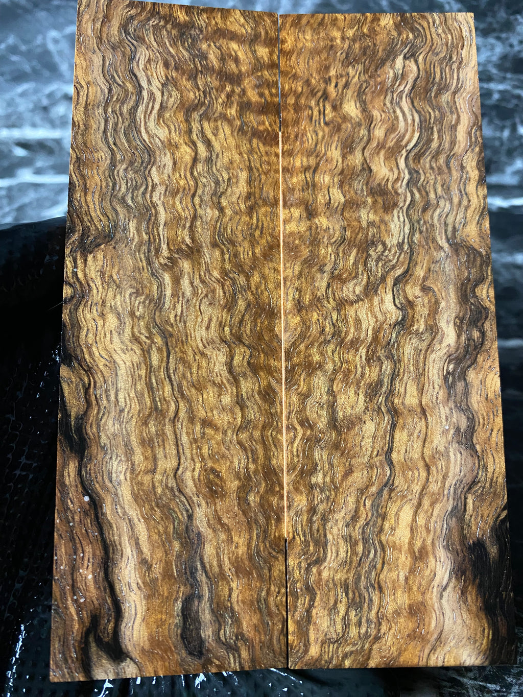 HCMS113 - 5.68 x 1.78 x .41”