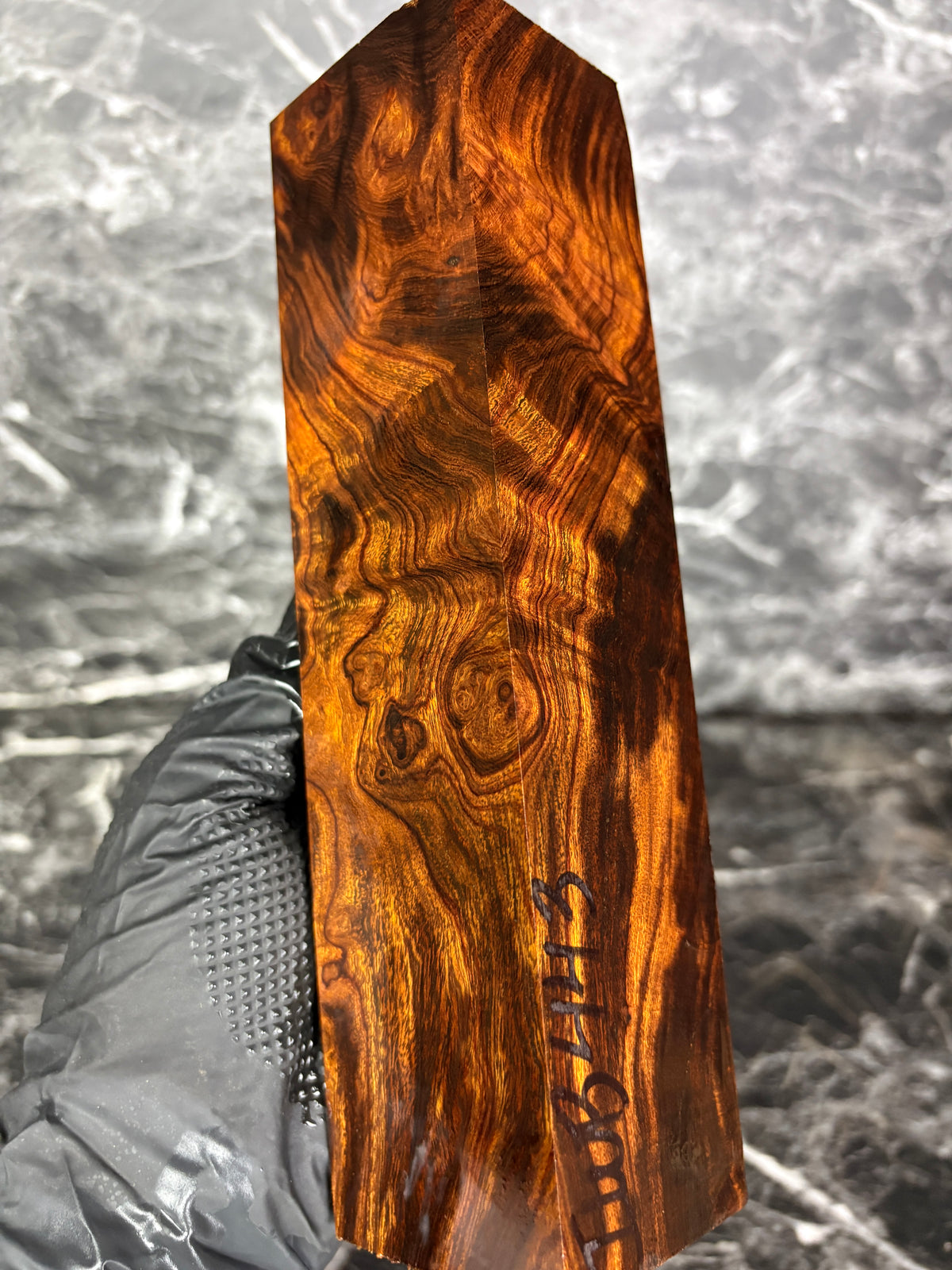 IWB443 - 8.35 x 2.1 x 1.95”