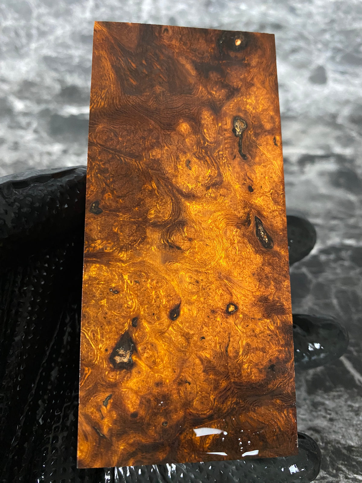 GEM118 - 4.5 x 2 x 1.21”