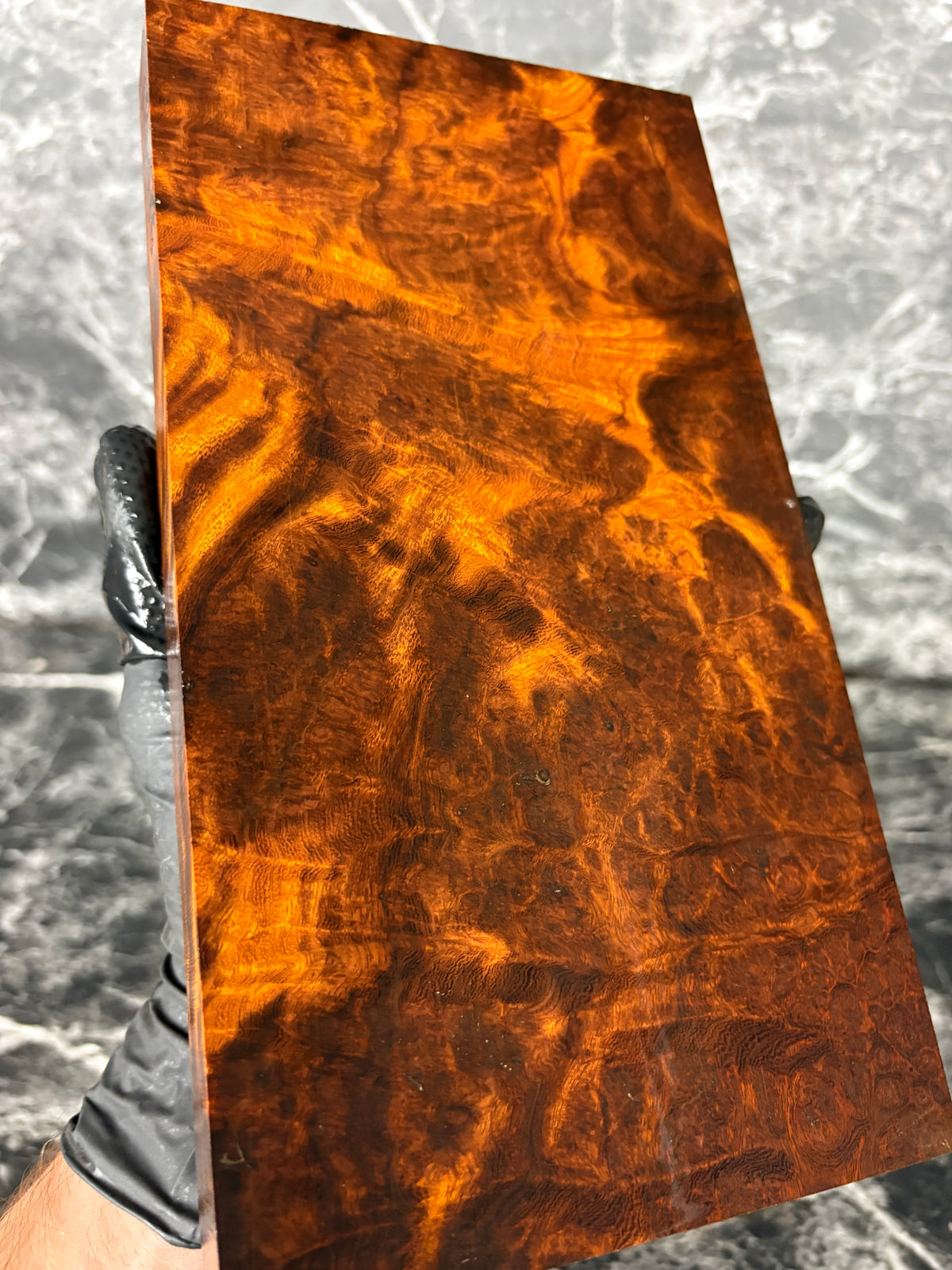IWB478 - 10 x 5.37 x 1”