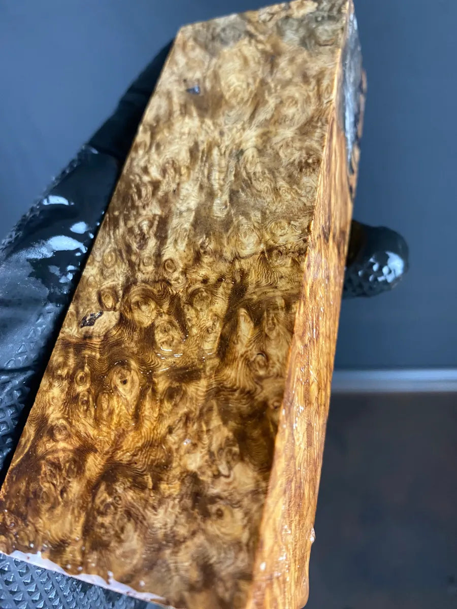 AMB129 - 5.22 x 1.85 x 1.15”