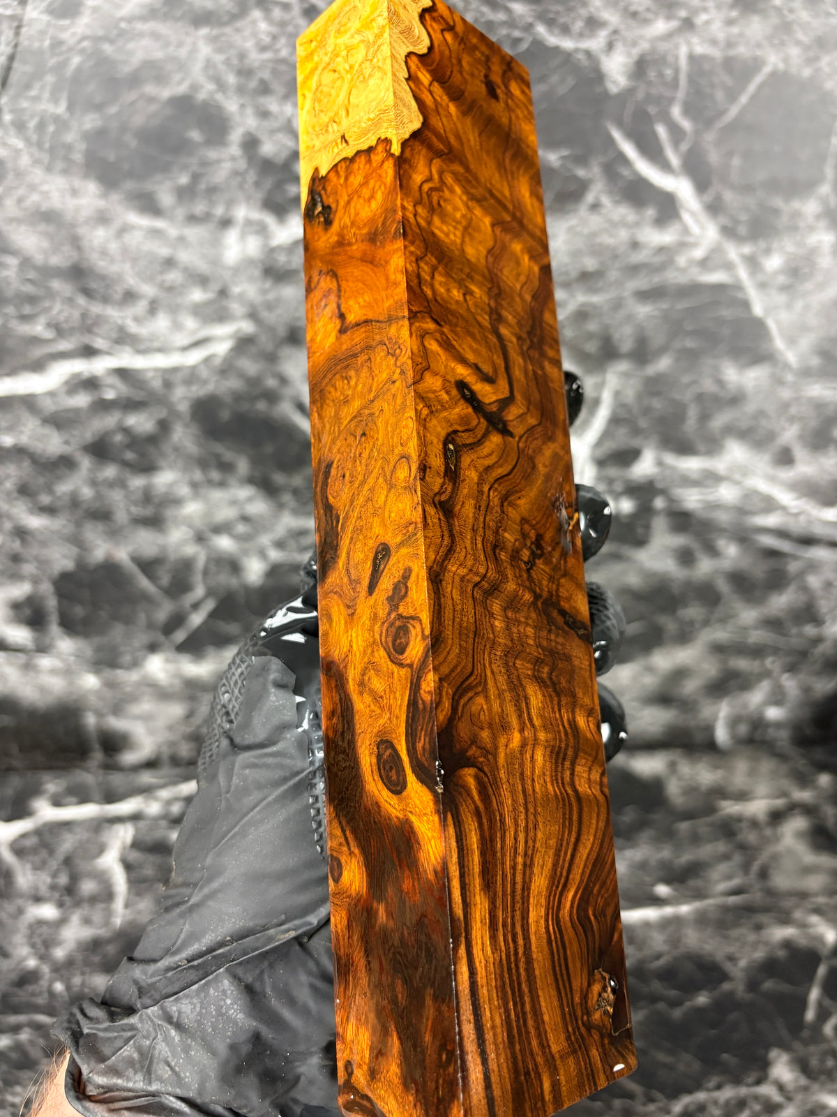 IWB437 - 9.5 x 2 x 1.27”