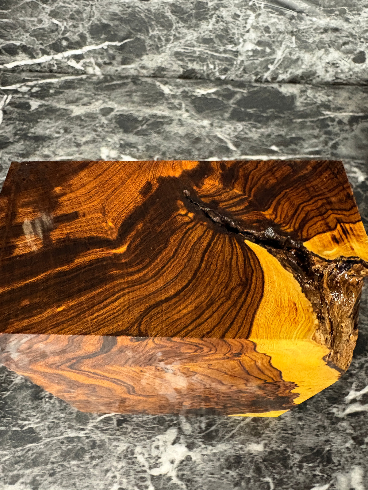IWRAW136 - 7 x 5.3 x 2.8”