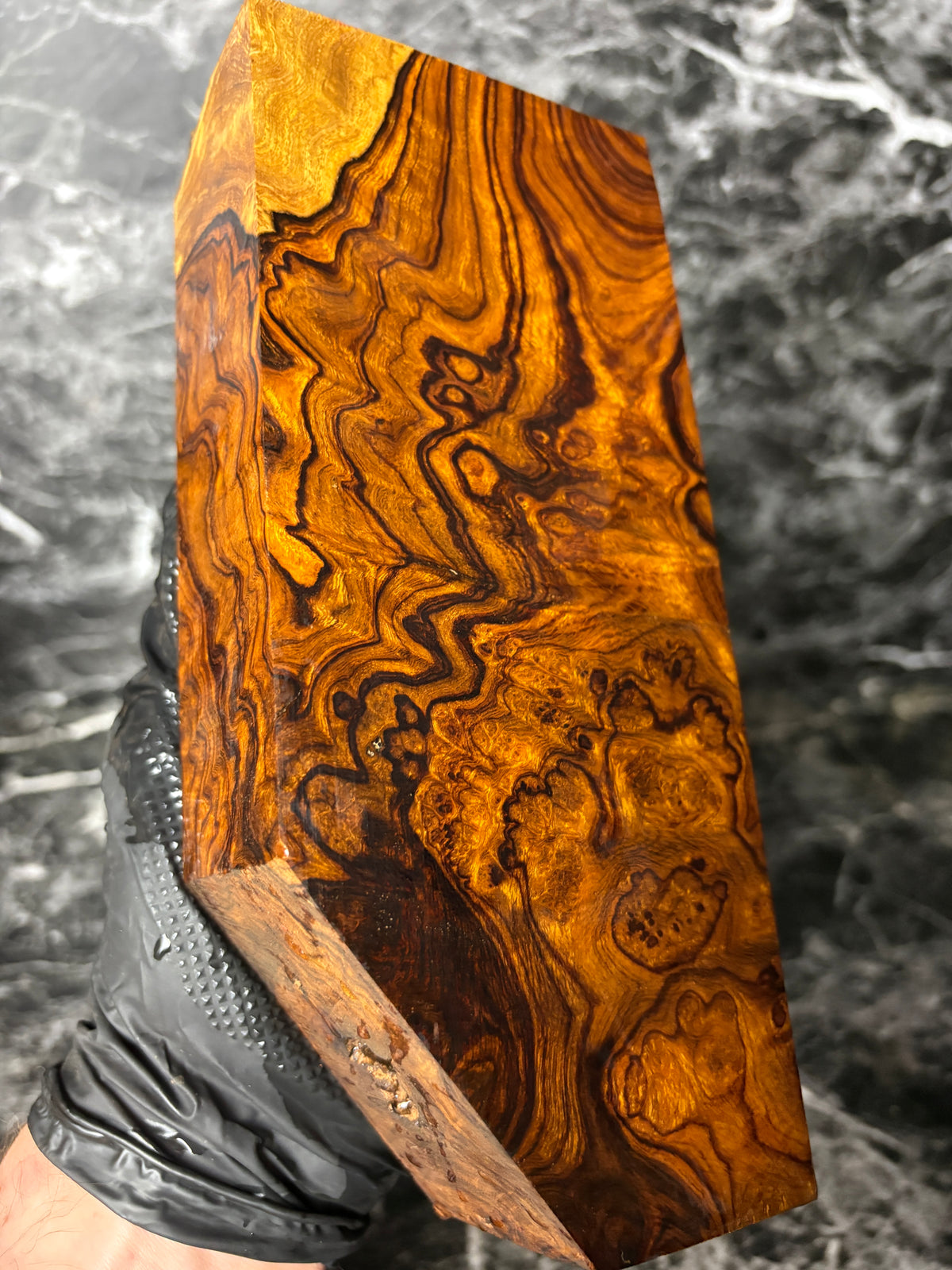 IWB426 - 8.7-6 x 3.75 x 2”