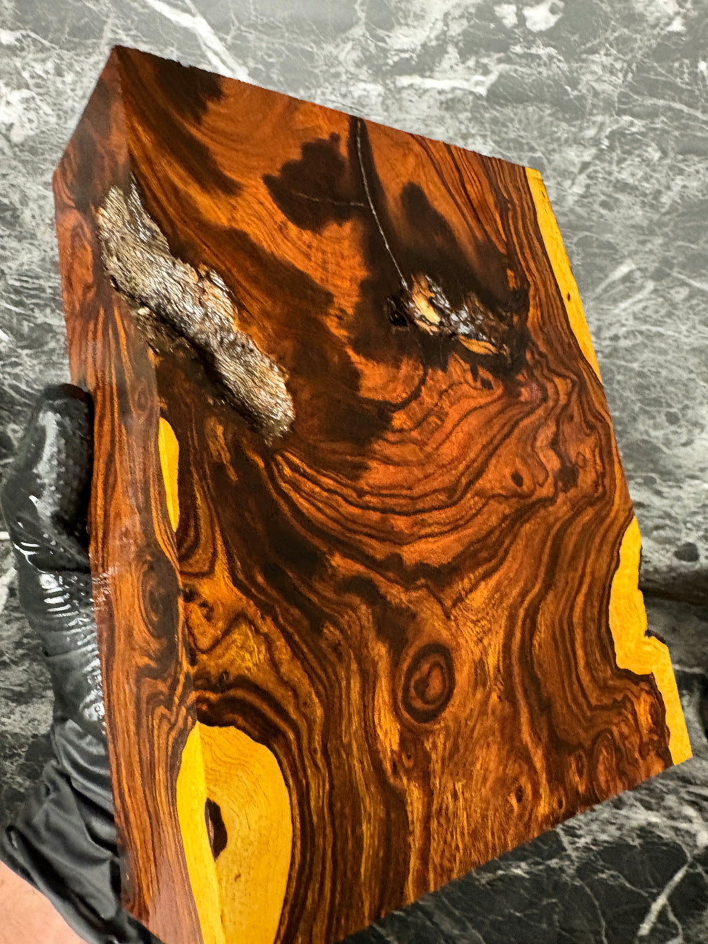 IWRAW139 - 7.7 x 6 x 2.3”