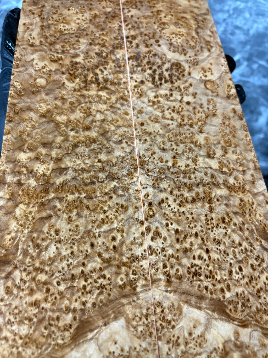 BAS407 - 15.1 x 3 x .4”
