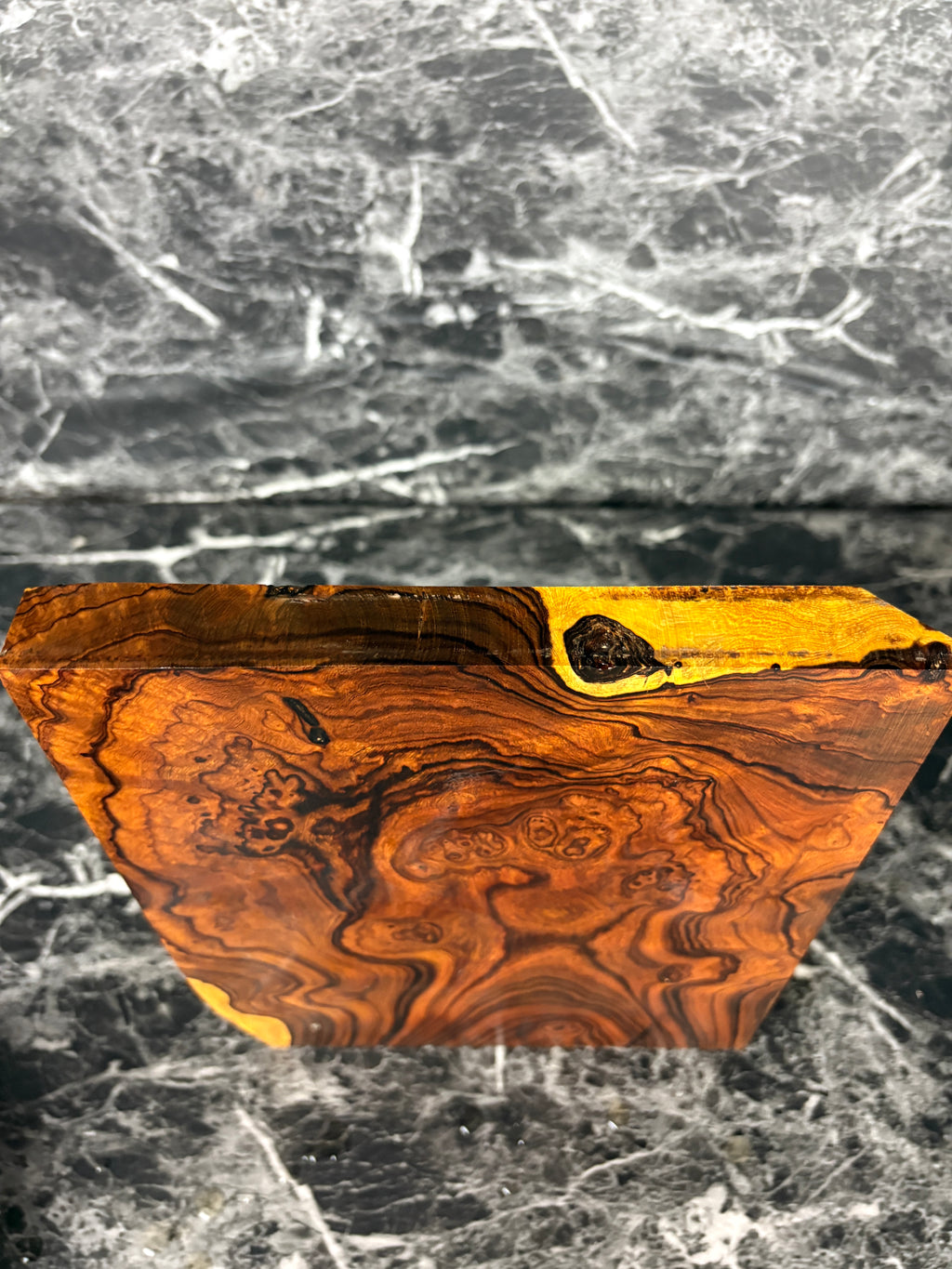 IWB481 - 10.3 x 8.8 x 1”