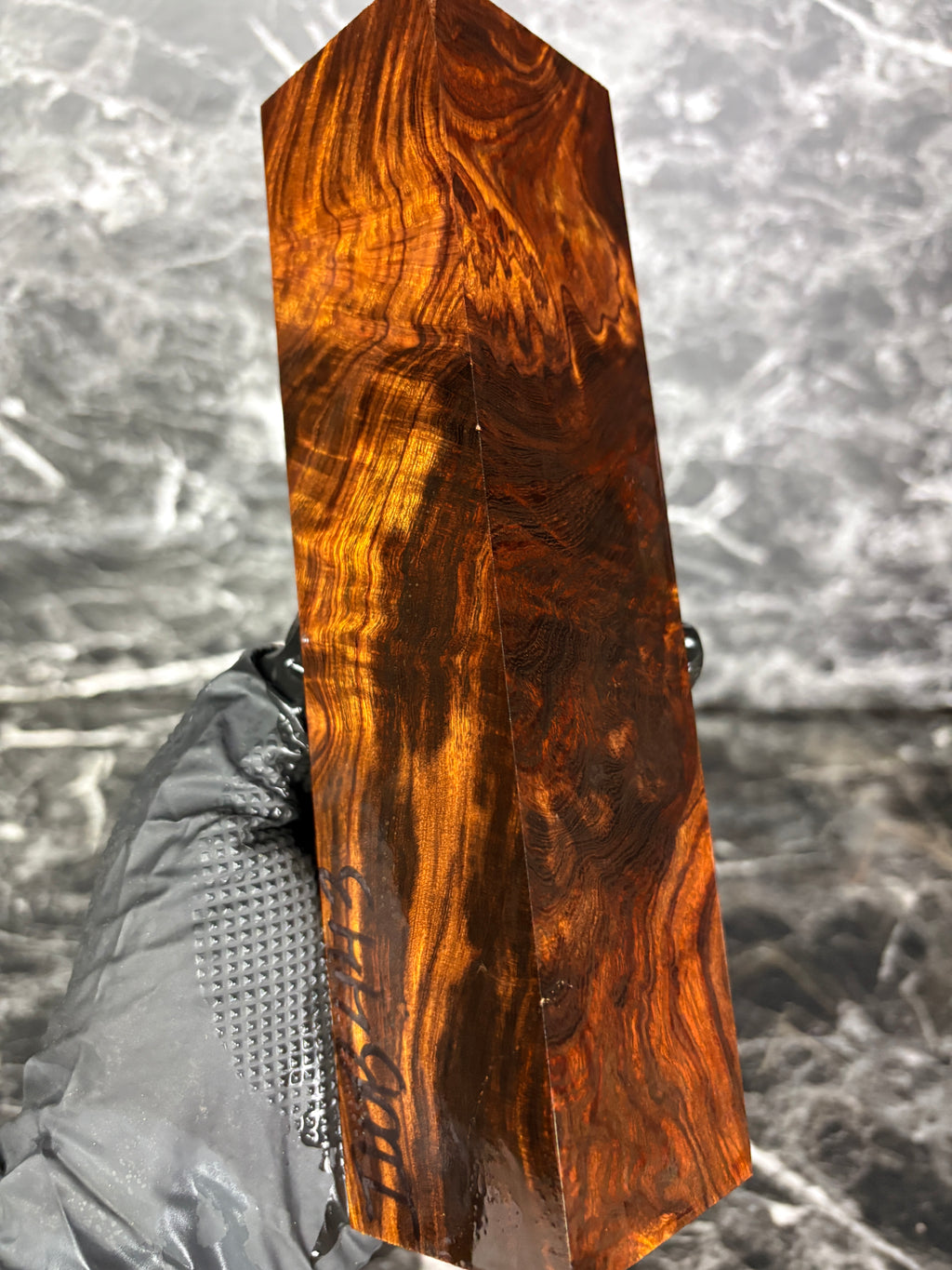 IWB443 - 8.35 x 2.1 x 1.95”