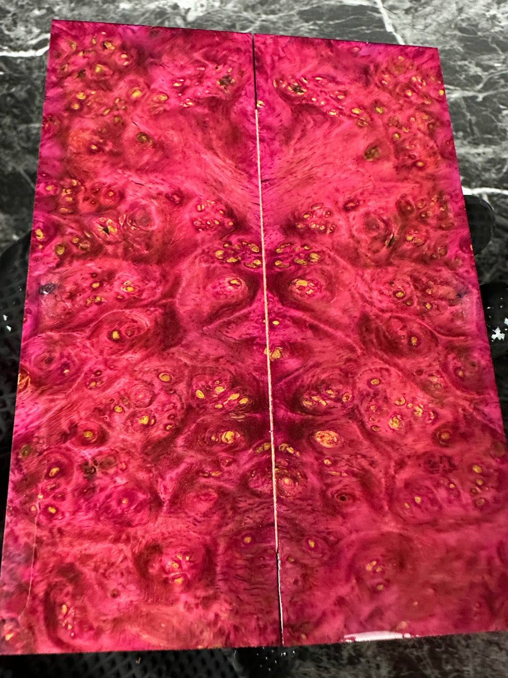 Dyed Amboyna Burl Scales AMSD102 - 5.2 x 2 x .37”