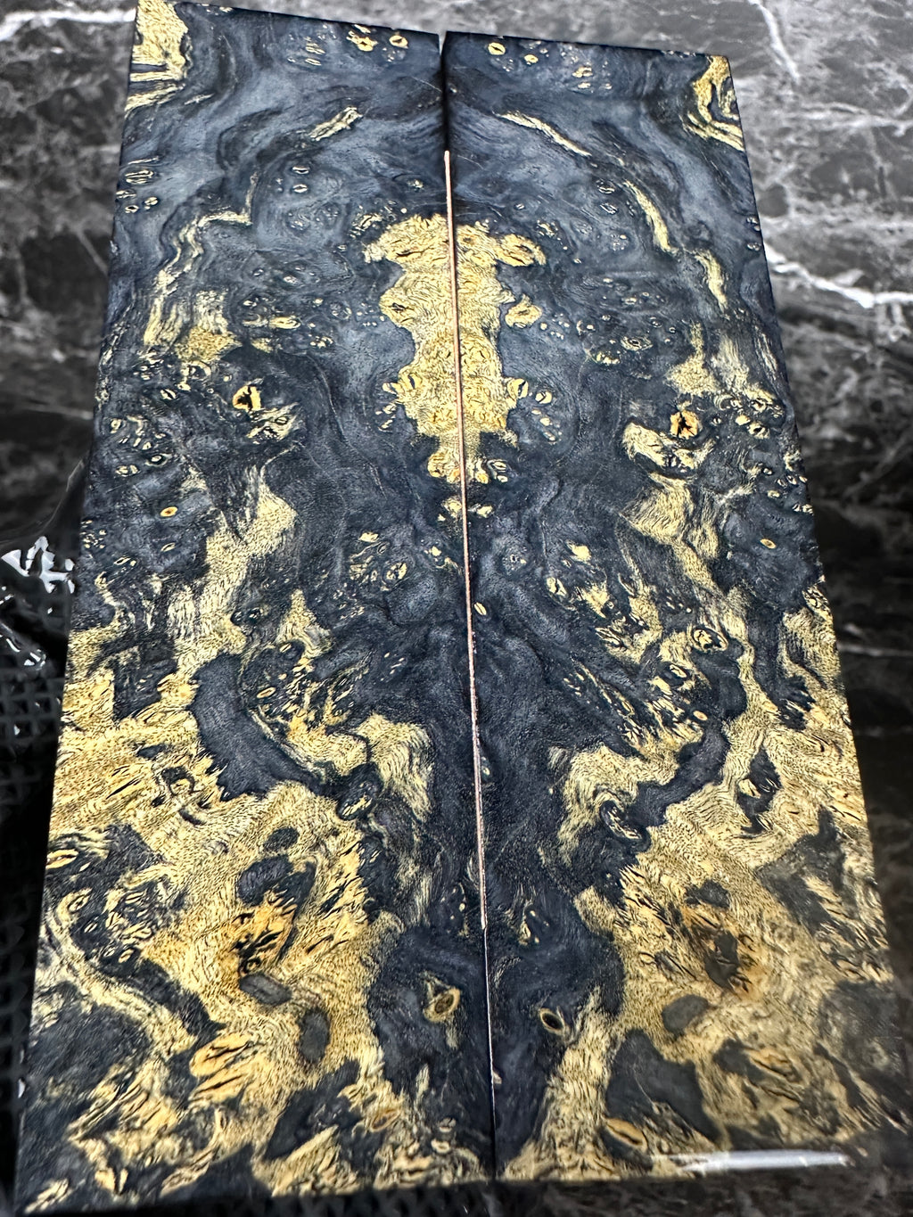 Boxelder Dyed Burl Scales BXSD111 - 5.35 x 1.62 x .37”