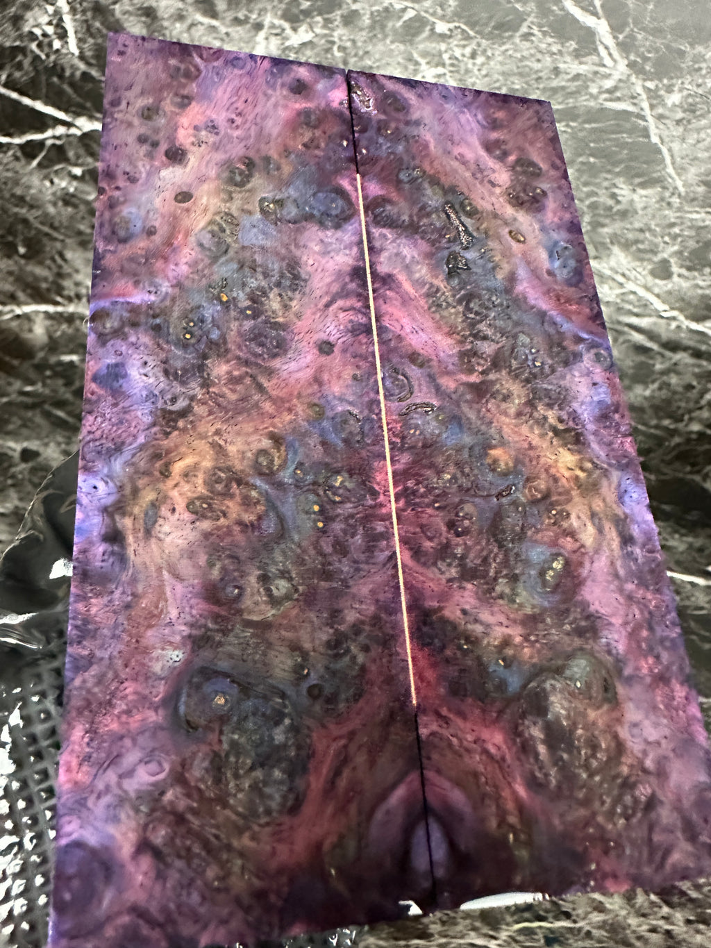 Dyed Amboyna Burl Scales AMSD130 - 5.9 x 1.9 x .37”