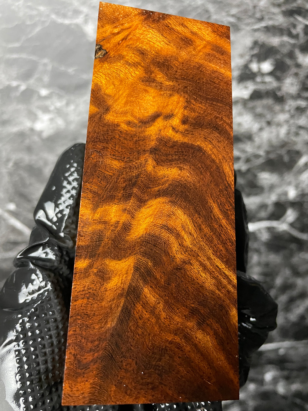 IWB118 - 5.05 x 1.95 x 1.14”
