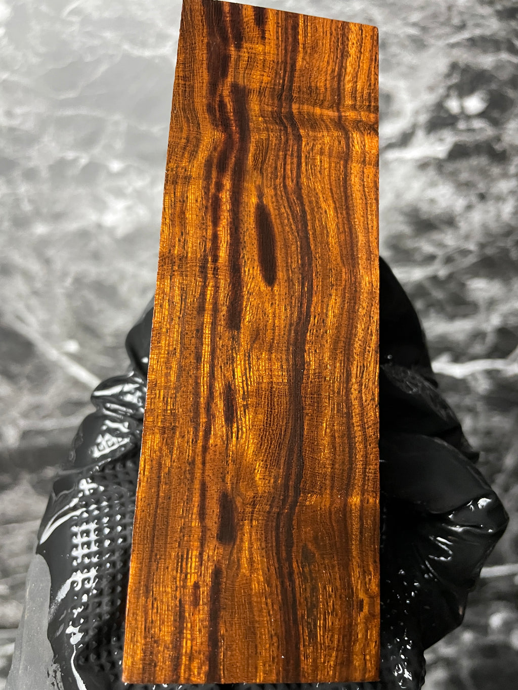 IWB137 - 5.2 x 1.7 x 1.18”
