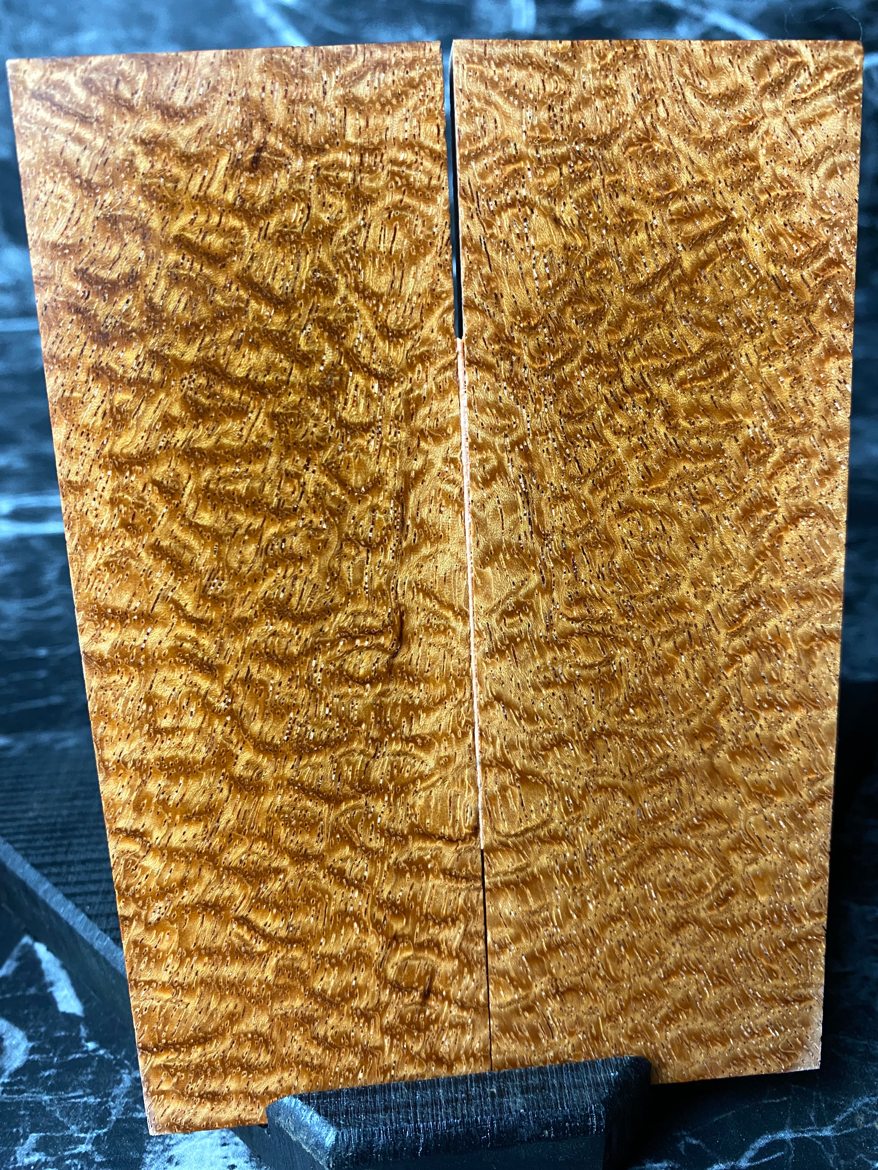 AFS137 - 5.25 x 1.83 x .32”