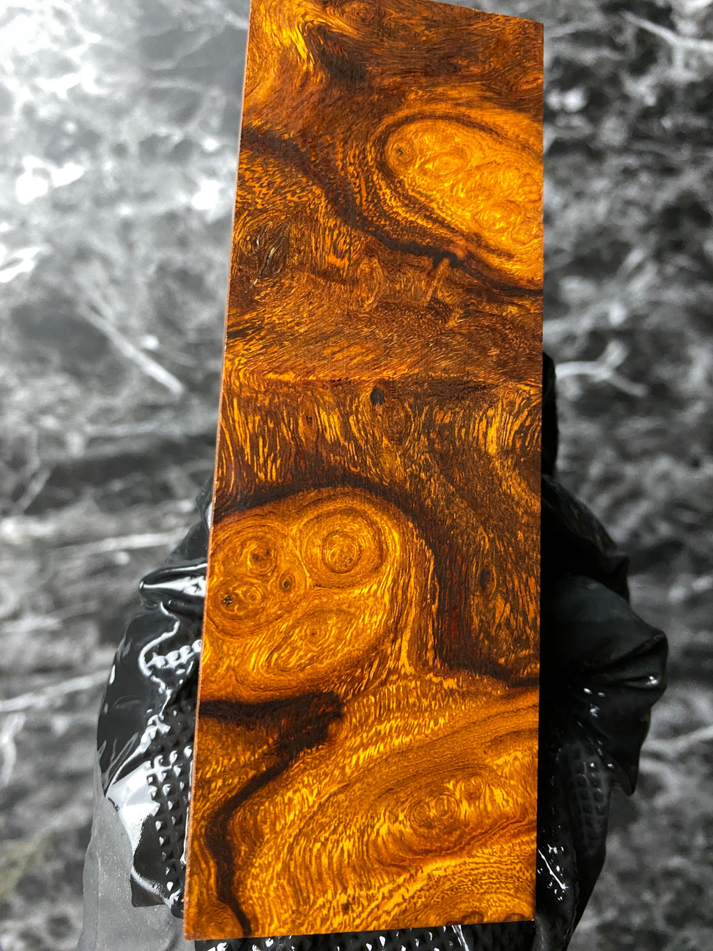 IWB121 - 5.57 x 1.9 x 1.12”