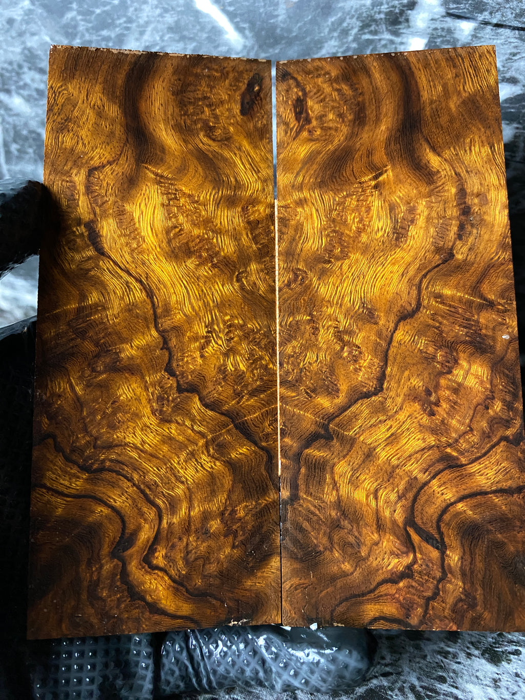 IWS218 - 5 x 2 x .39”