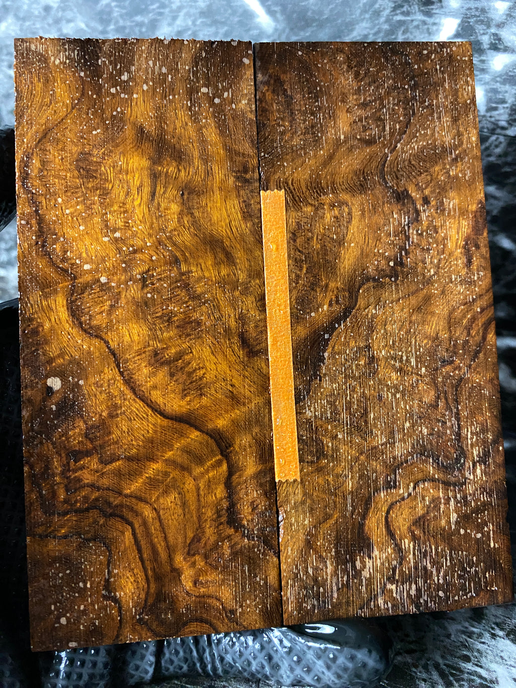IWS218 - 5 x 2 x .39”