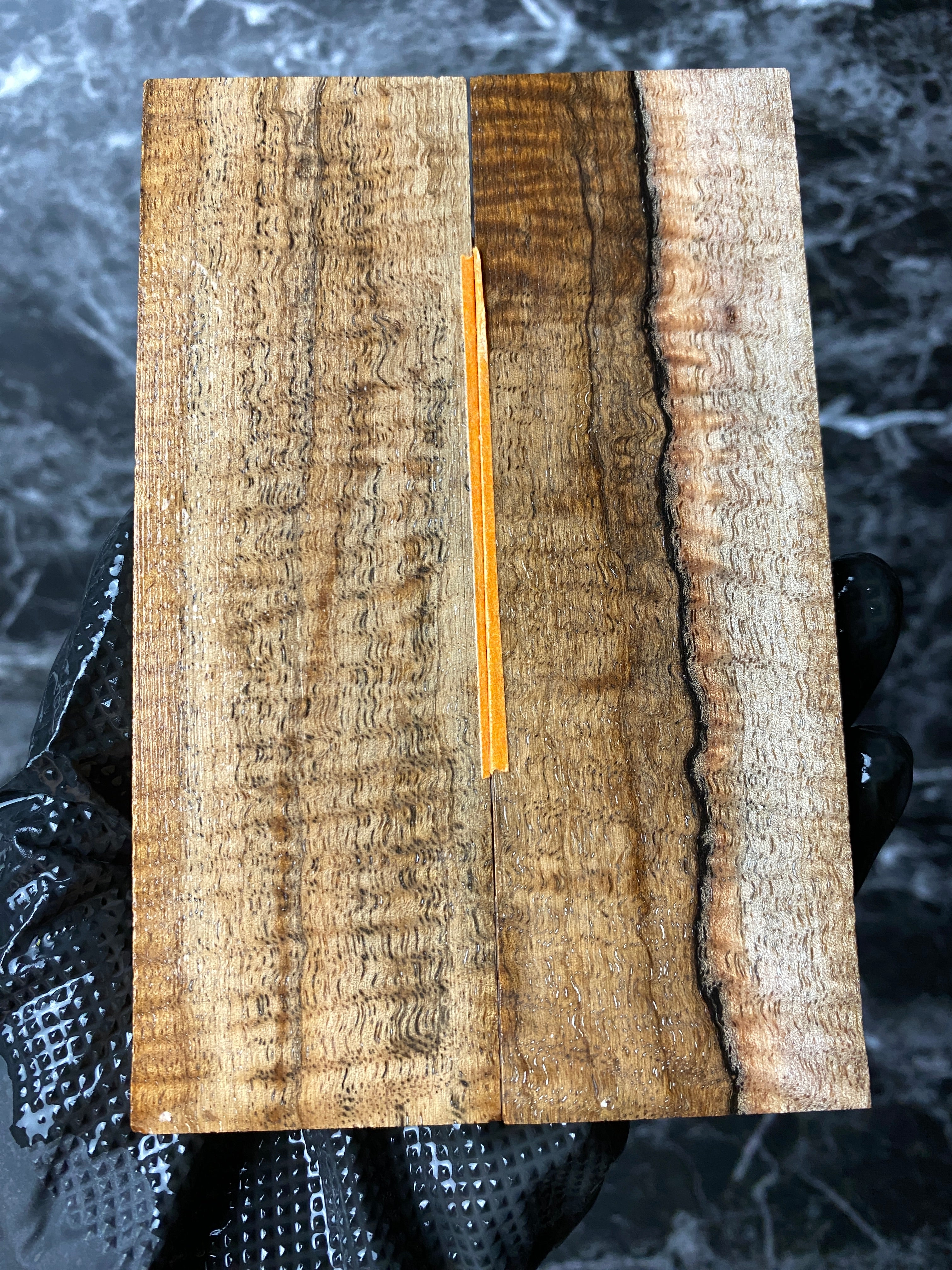 HCMS138 - 5.9 x 1.9 x .42”