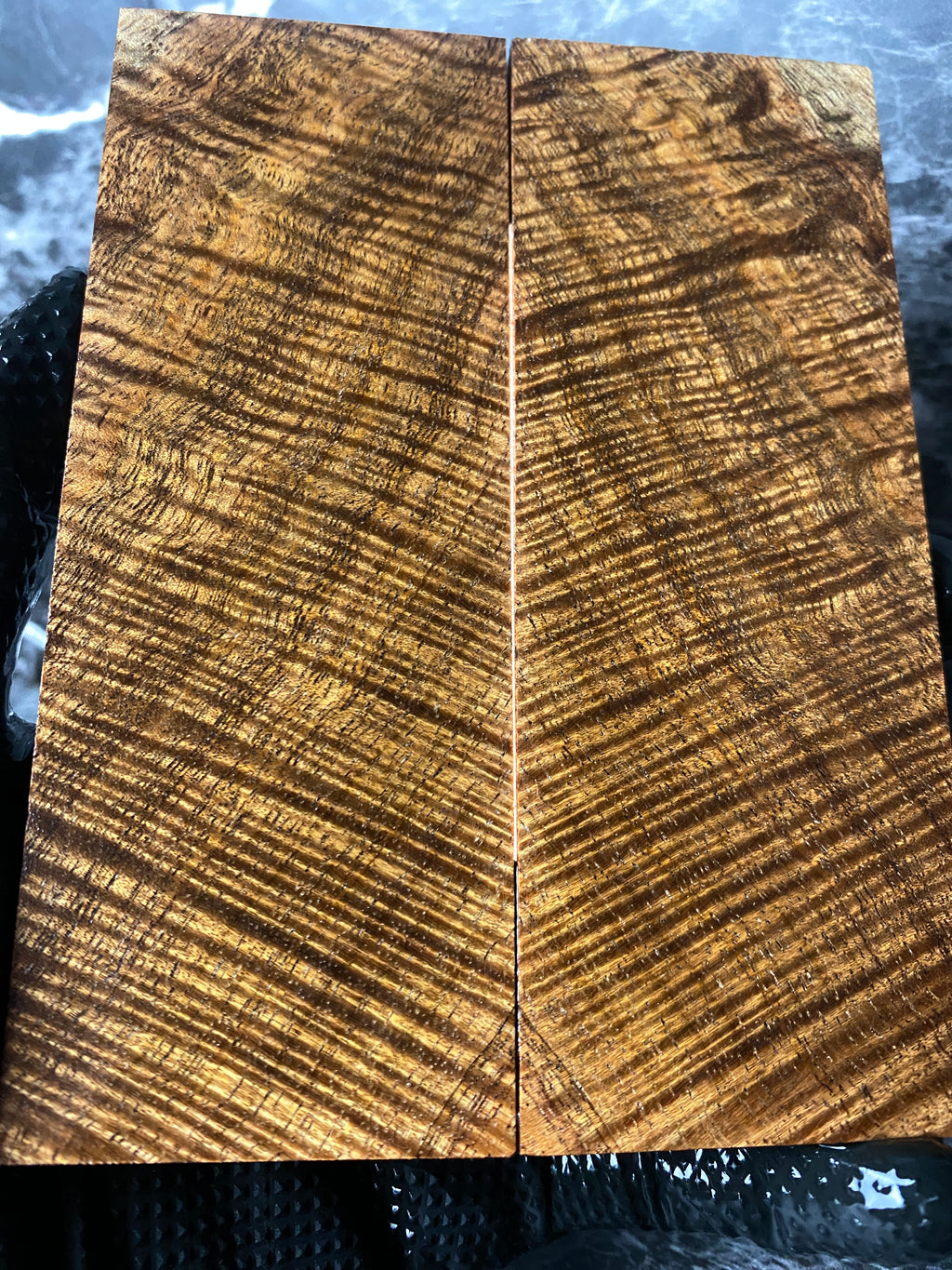 KOS134 - 5.58 x 2.07 x .36”