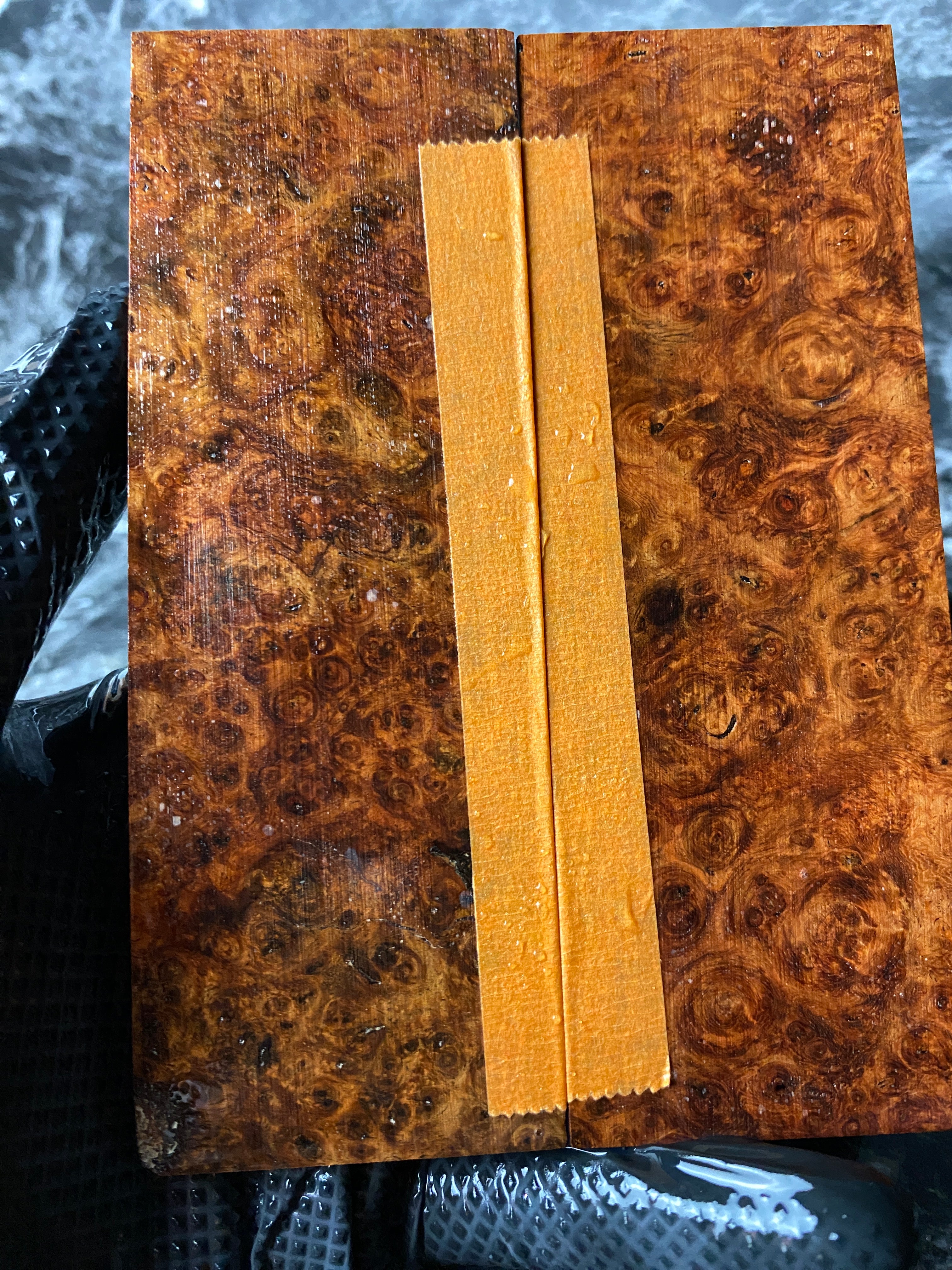 AMS137 - 5.52 x 1.93 x .27”