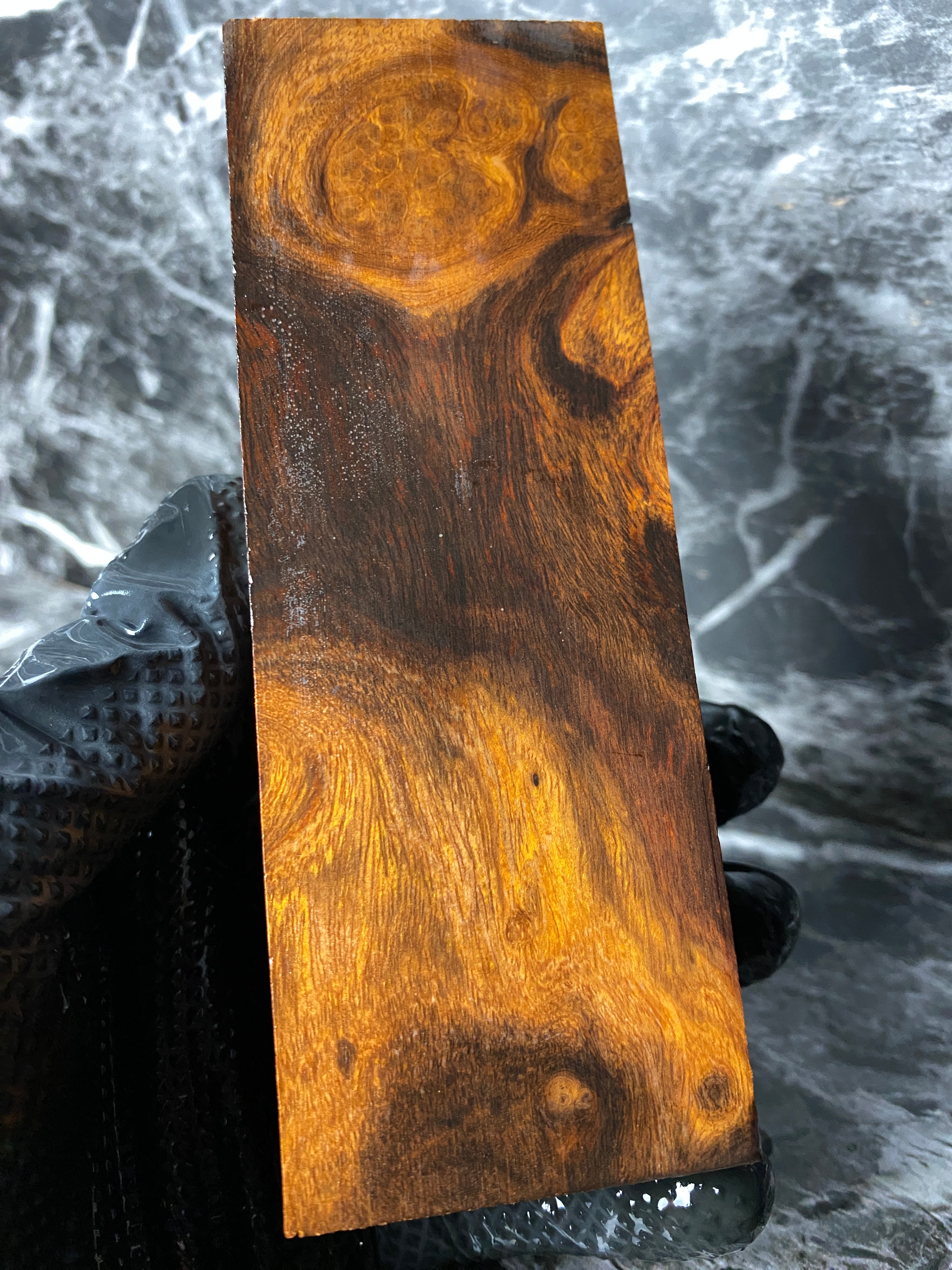 IWB133 - 5.52 x 1.92 x 1.26”