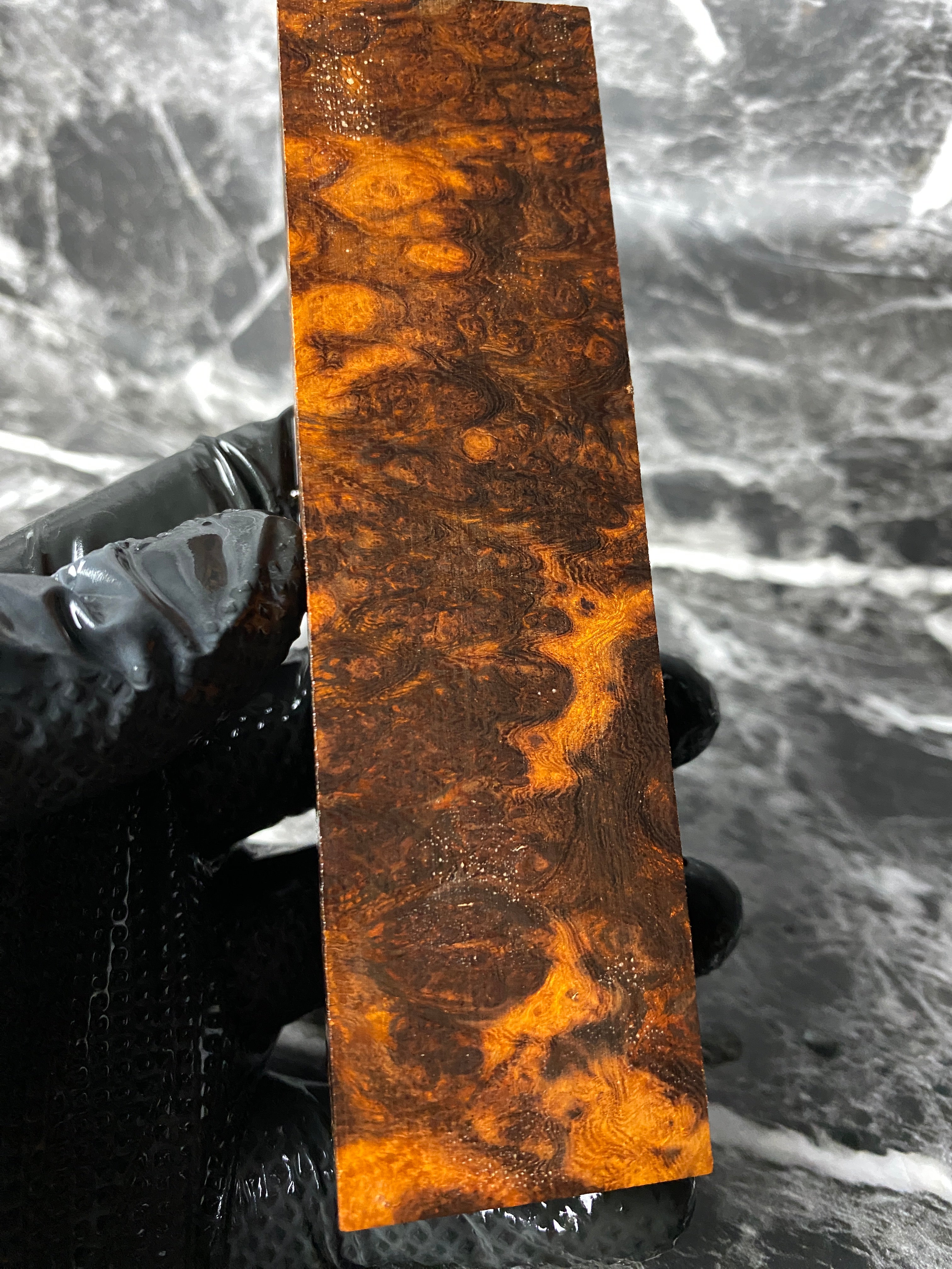 IWB137 - 5.29 x 1.47 x 1.16”
