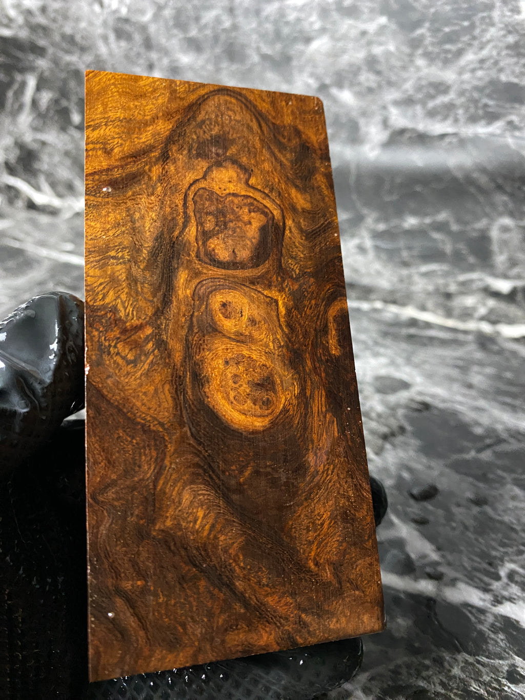 IWB140 - 4.62 x 2.10 x 1.16”