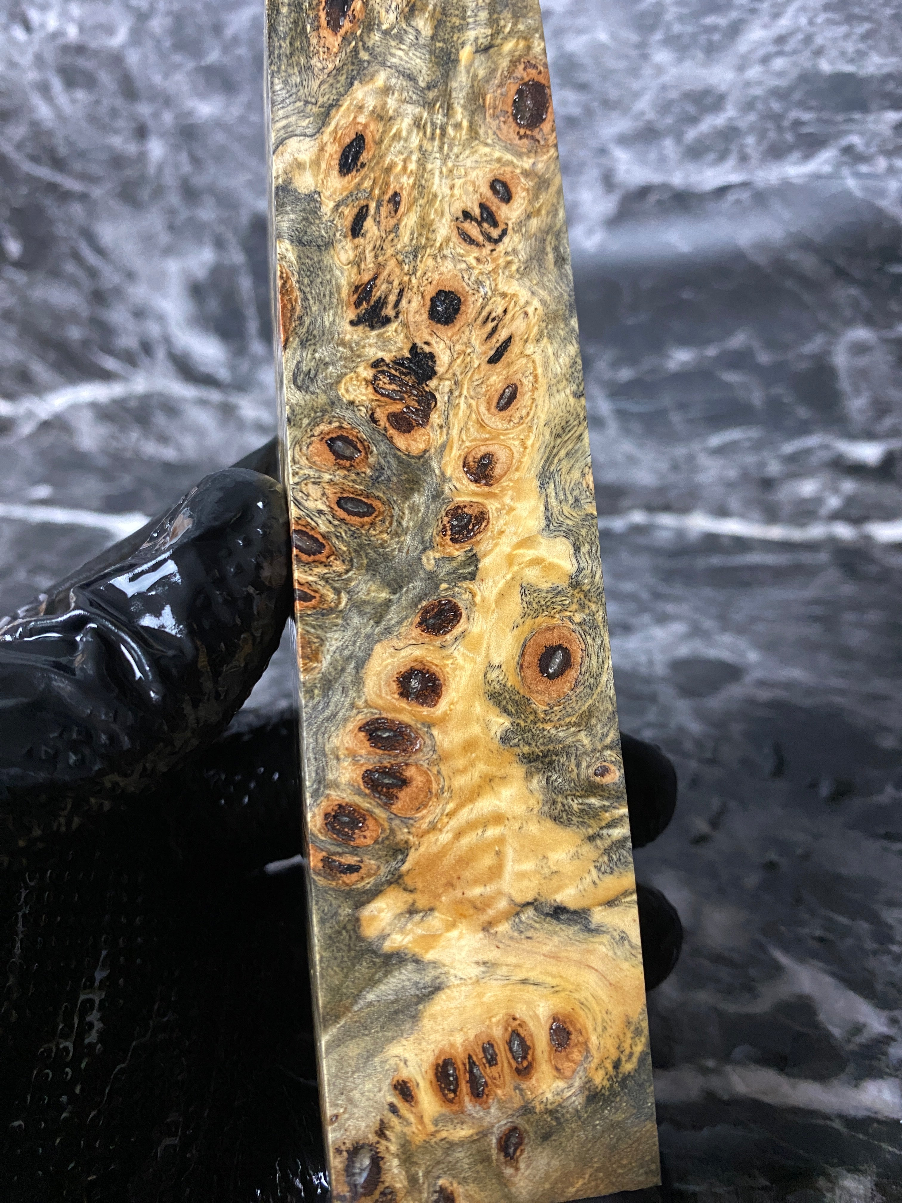 BYB152 - 5.57 x 1.37 x 1.22”