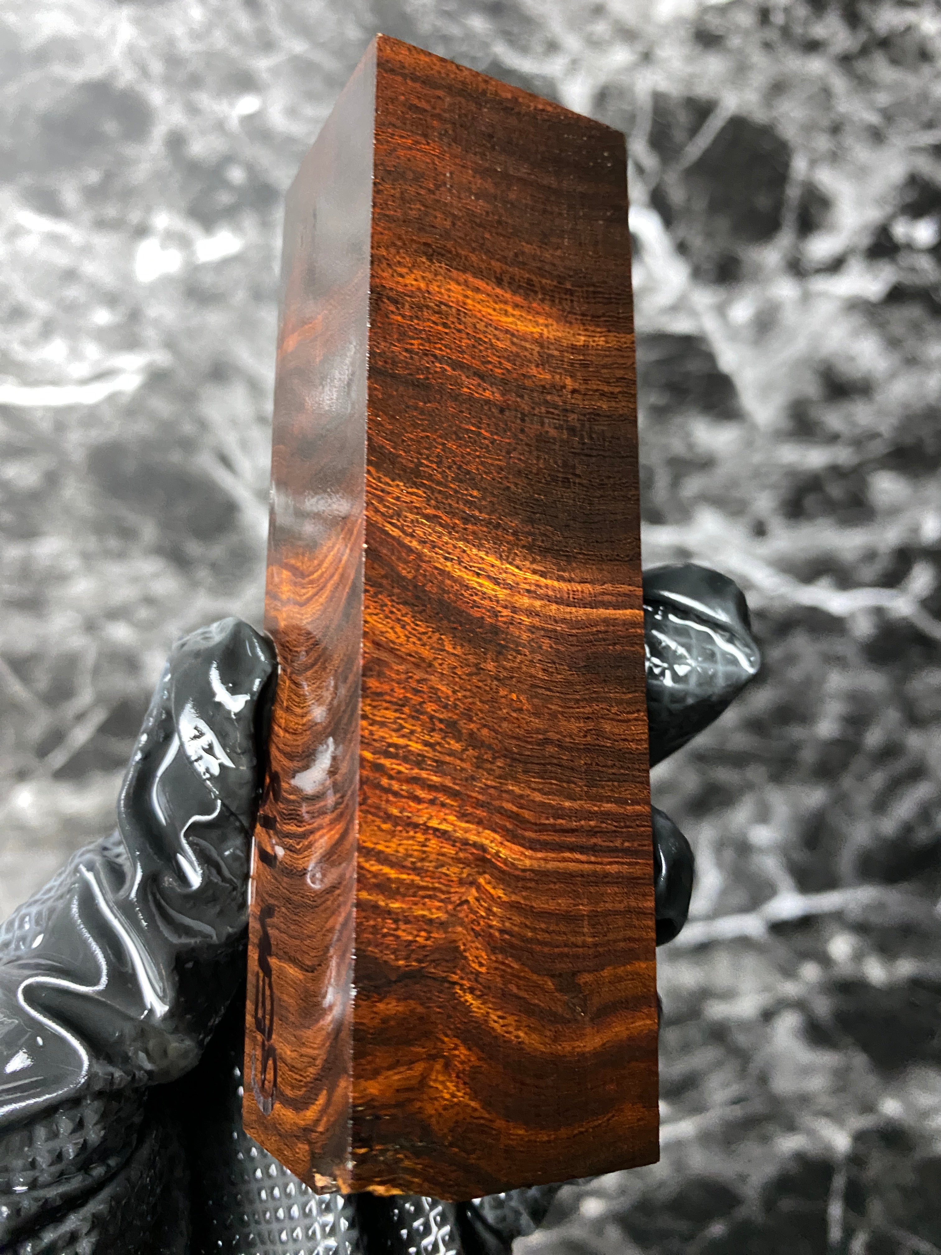 GEM118 - 4.5 x 1.26 x 1.2”